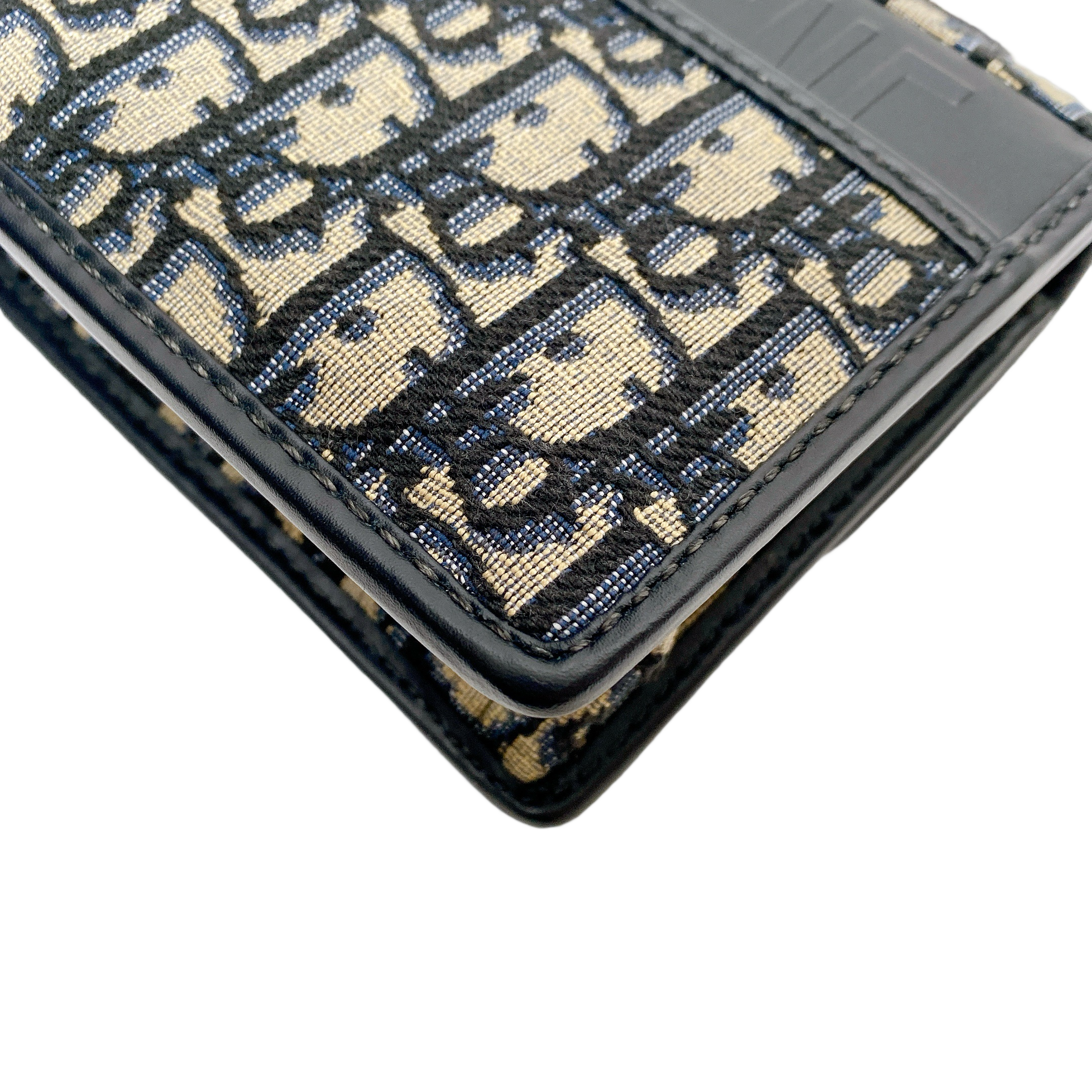 DIOR MONTAIGNE EAST WEST