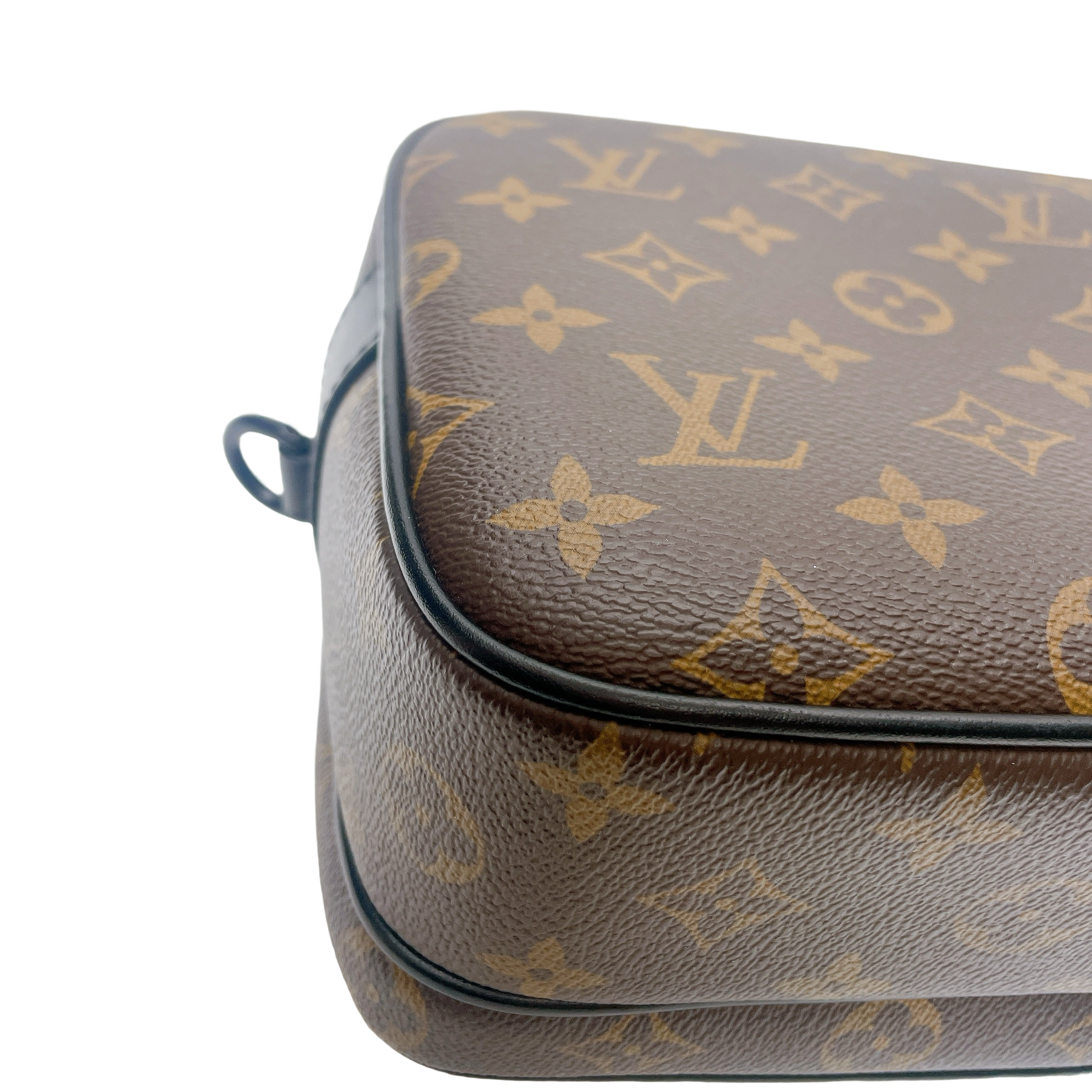 LV S LOCK