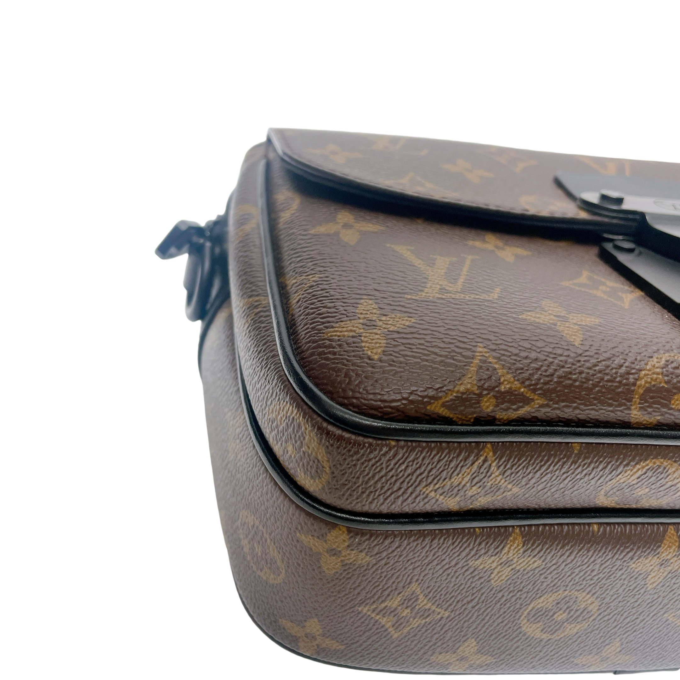 LV S LOCK