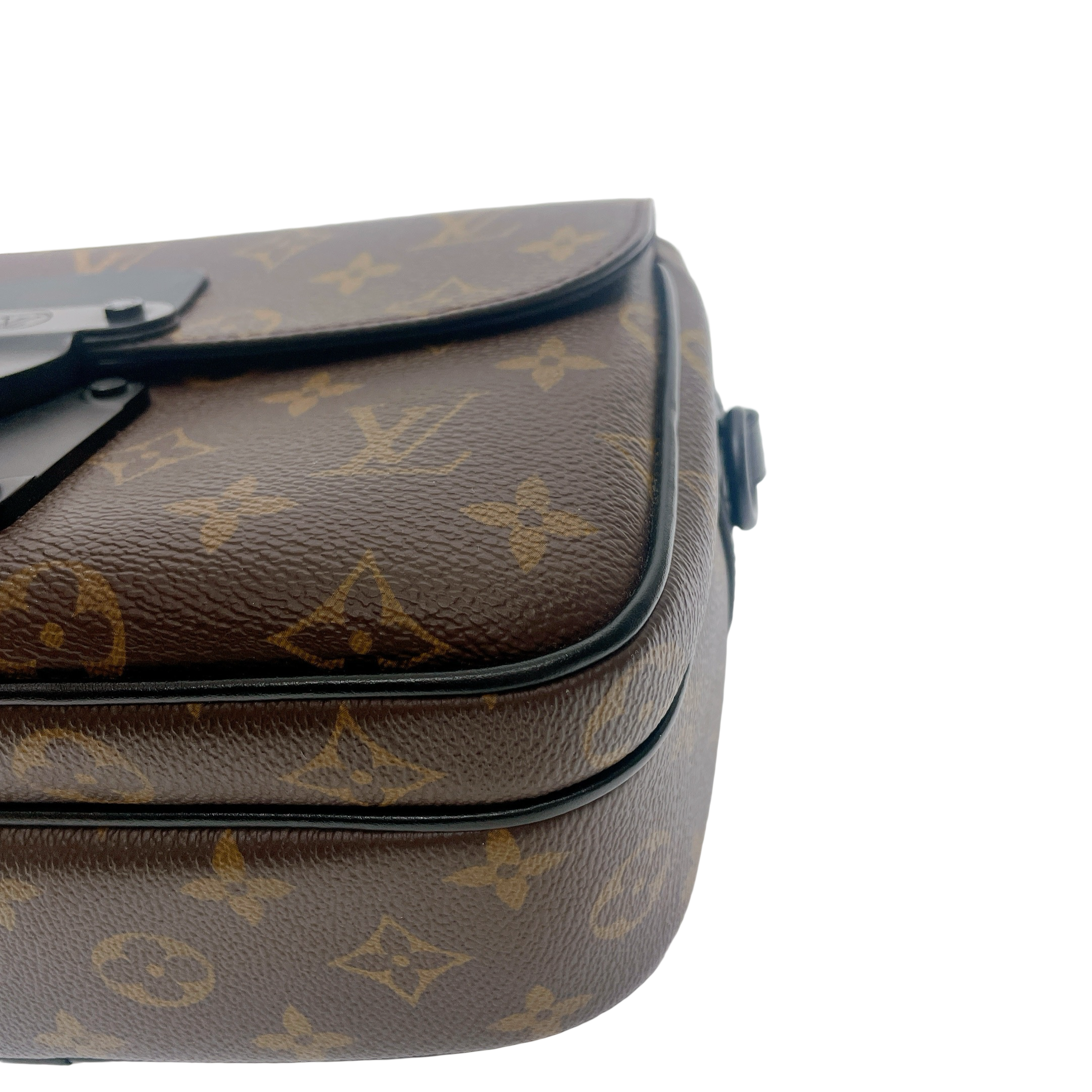 LV S LOCK