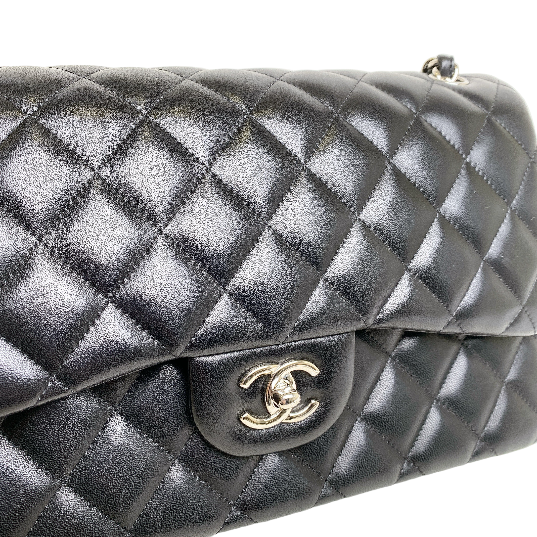 CHANEL CLASSIC JUMBO SHW