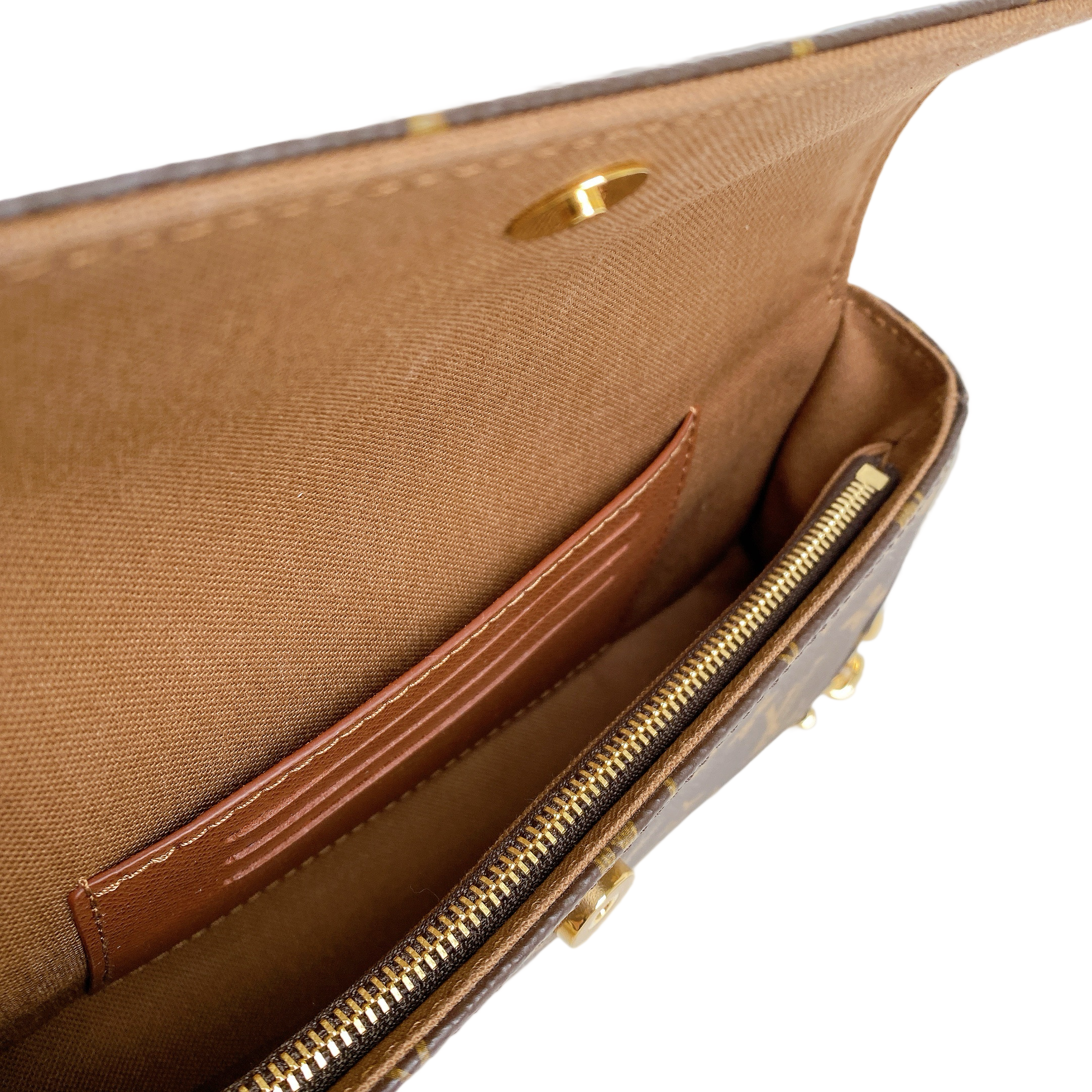LV IVY WALLET ON CHAIN