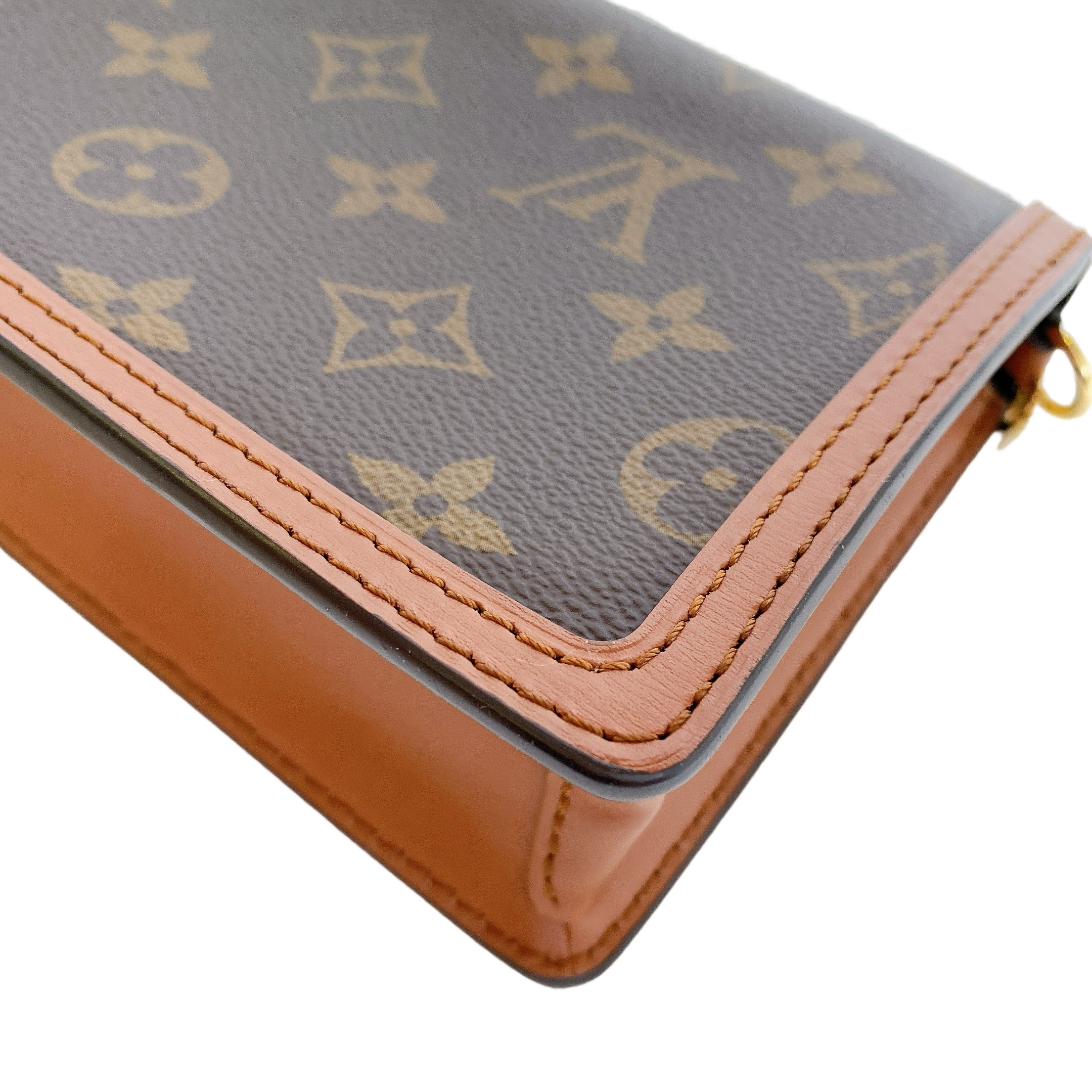LV DAUPHINE CHAIN WALLET