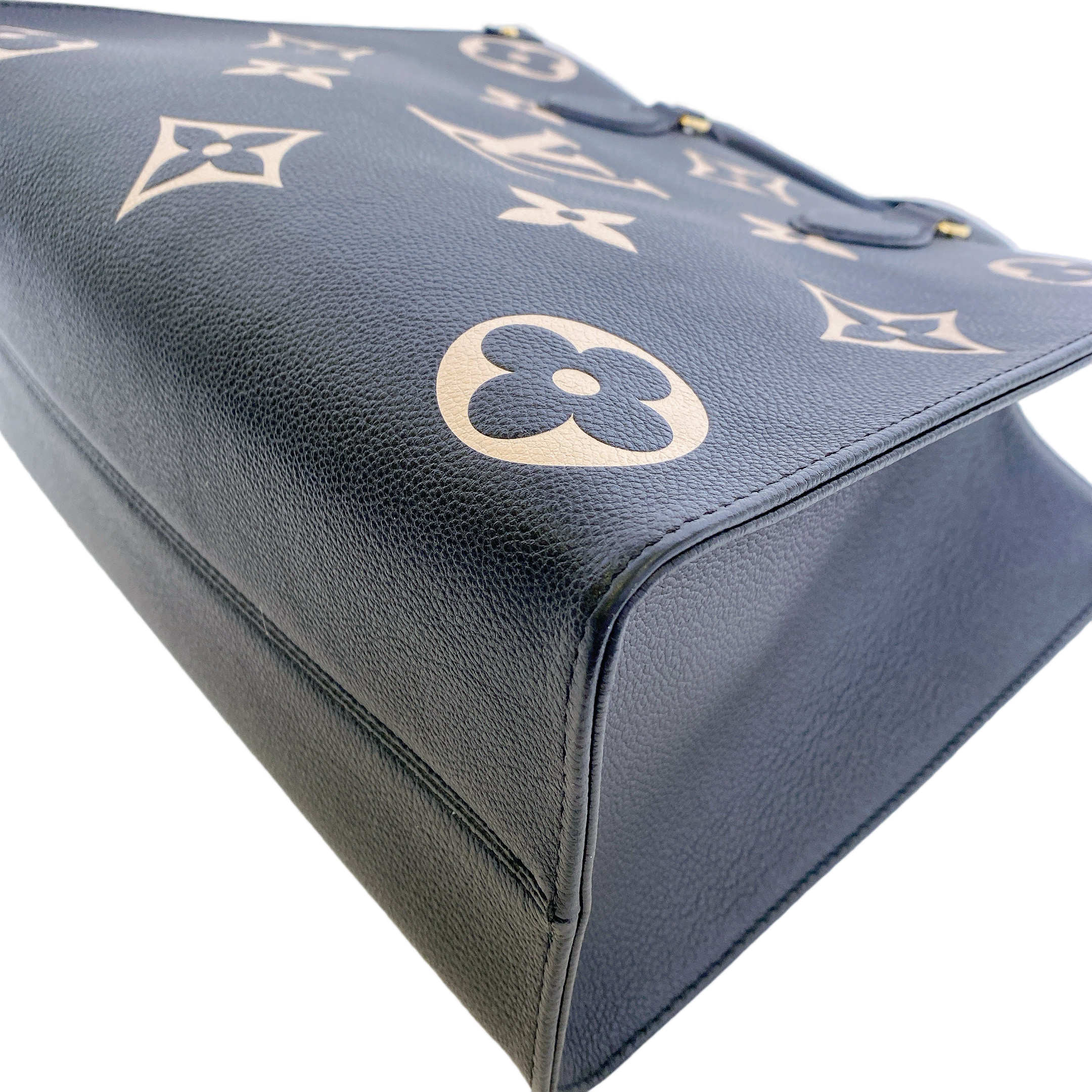 LV ONTHEGO MM