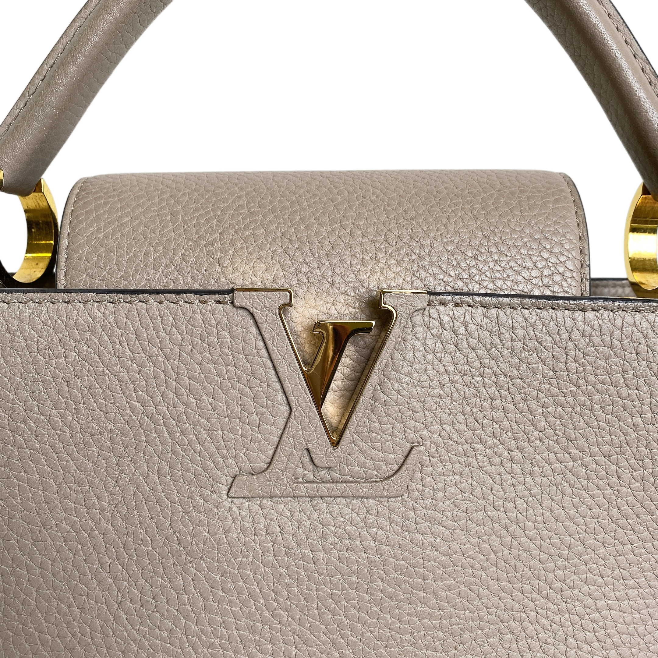 LV CAPUCINES MM IN BEIGE