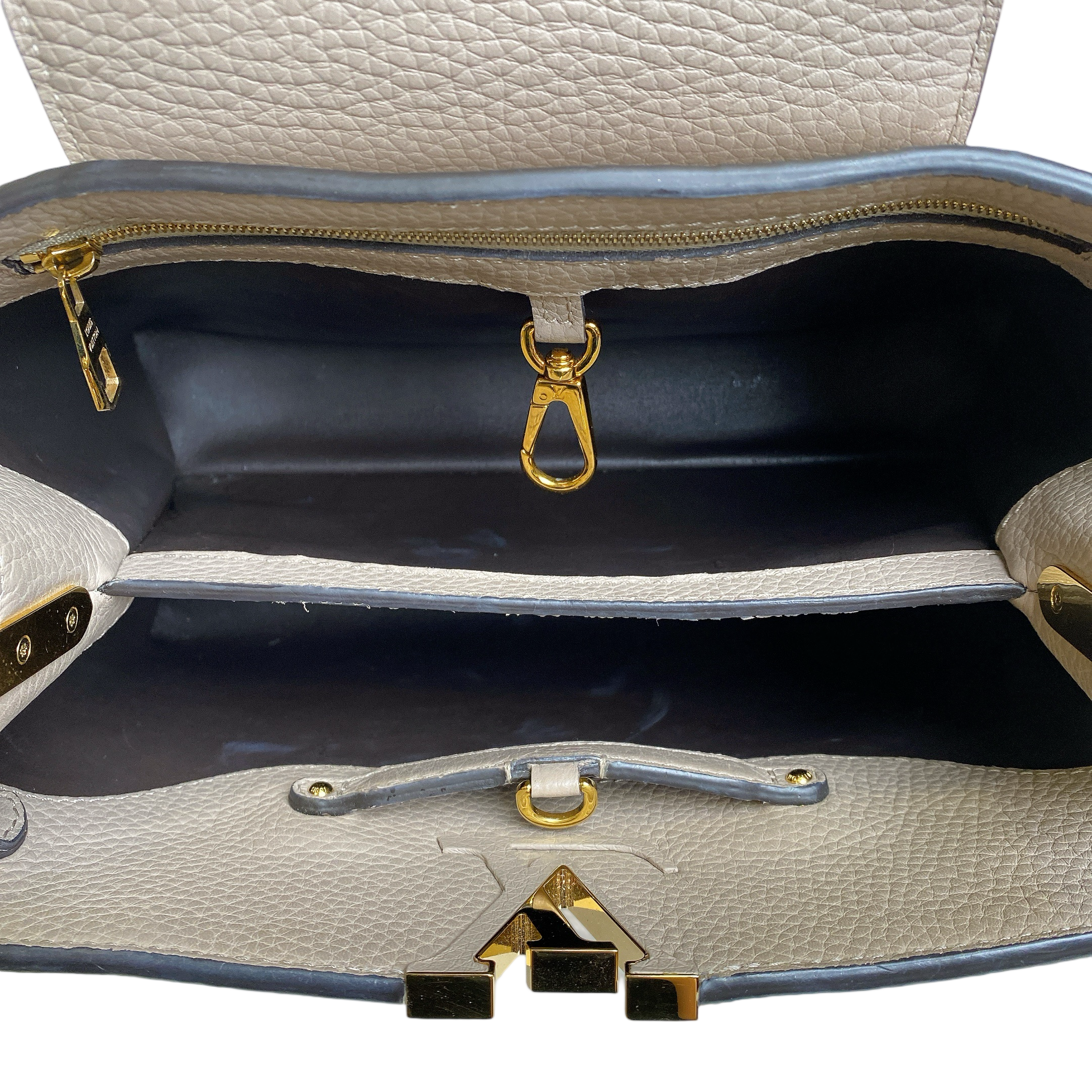 LV CAPUCINES MM IN BEIGE