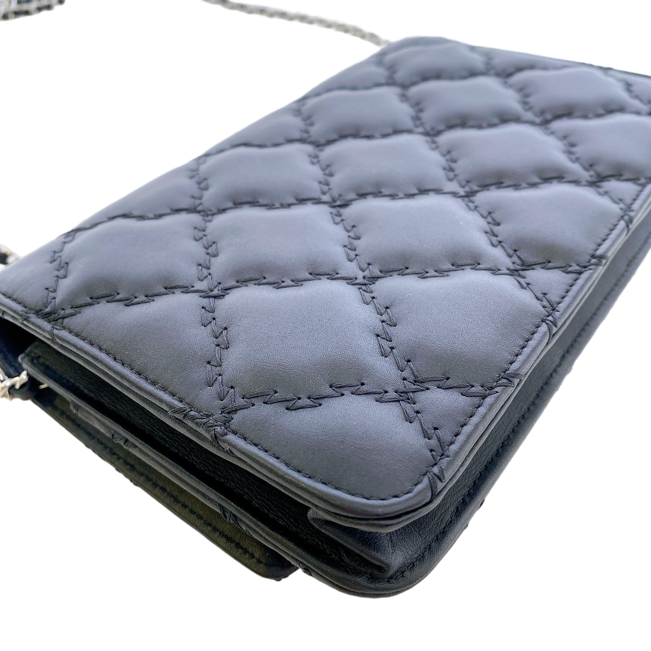 CHANEL PUFFY QUILTING WOC