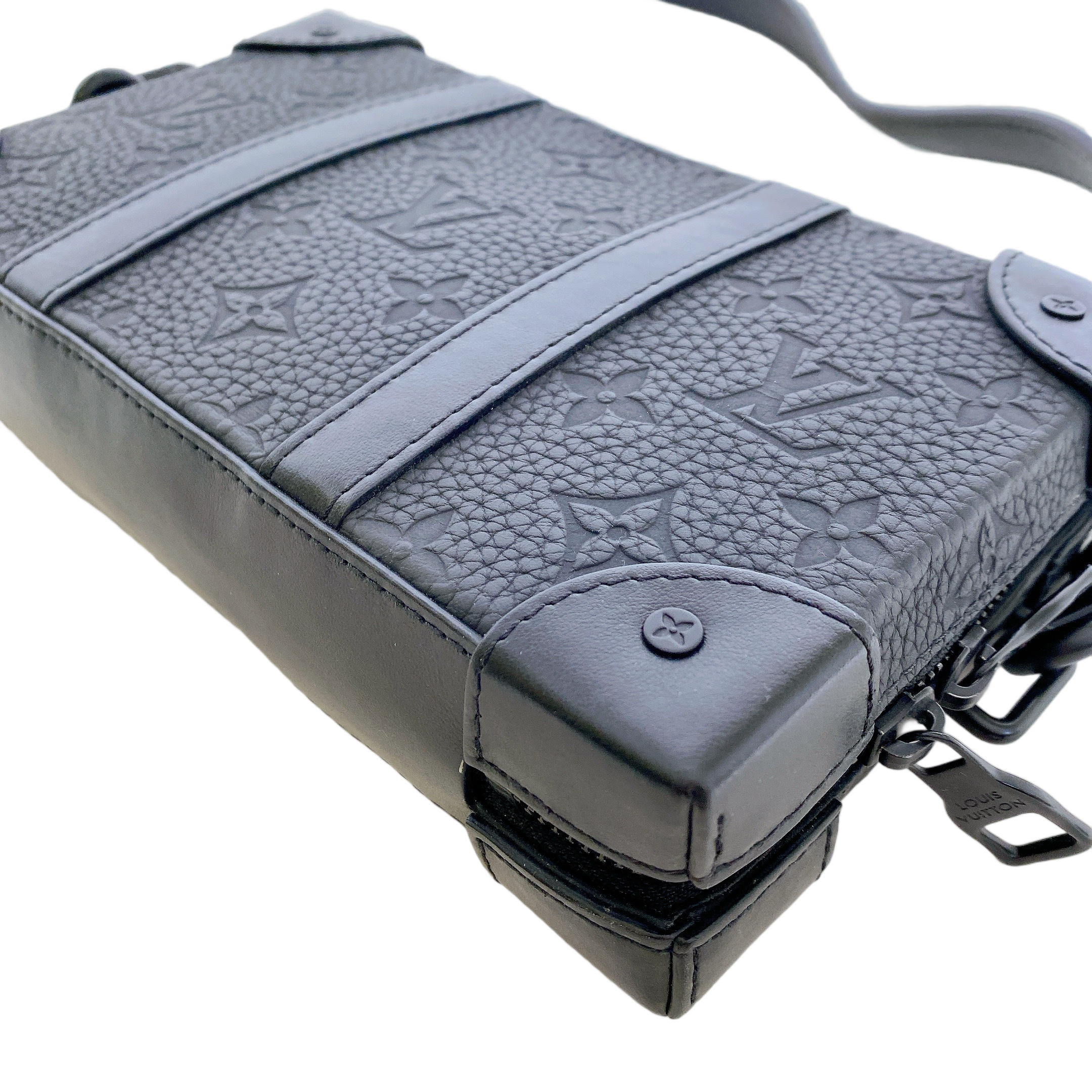 LV SOFT TRUNK WALLET