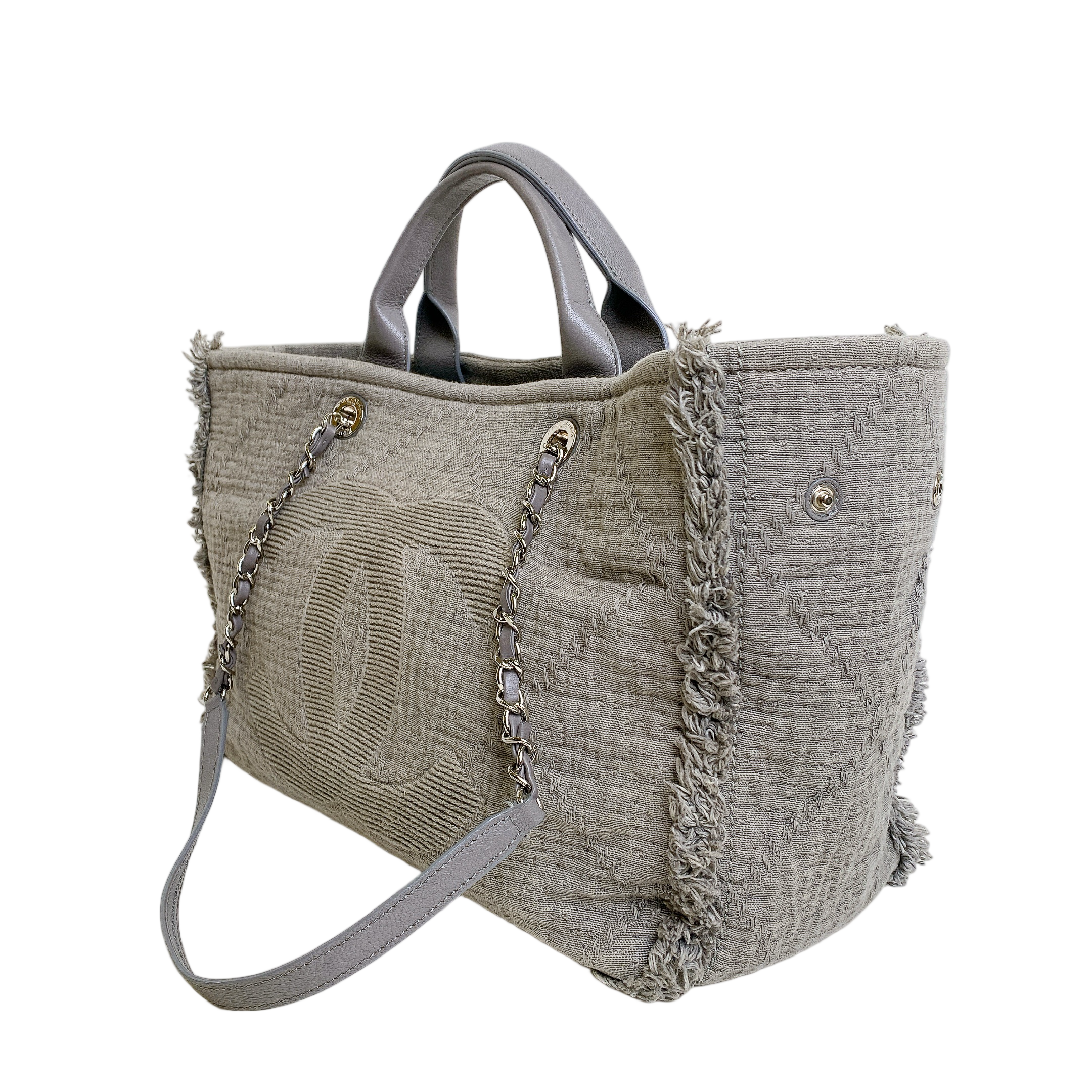CHANEL DEAVILLE TOTE IN GREY