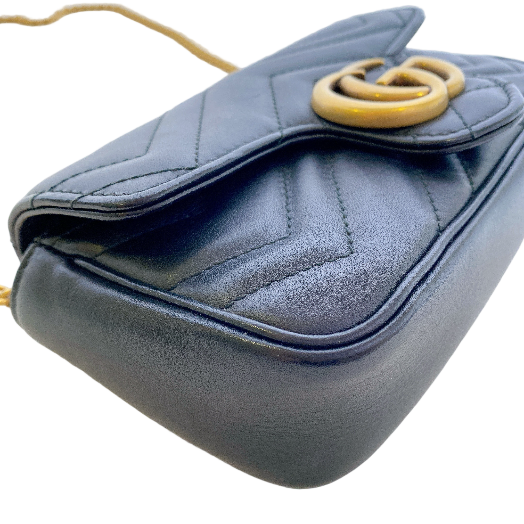 GUCCI MARMONT SUPERMINI IN BLACK