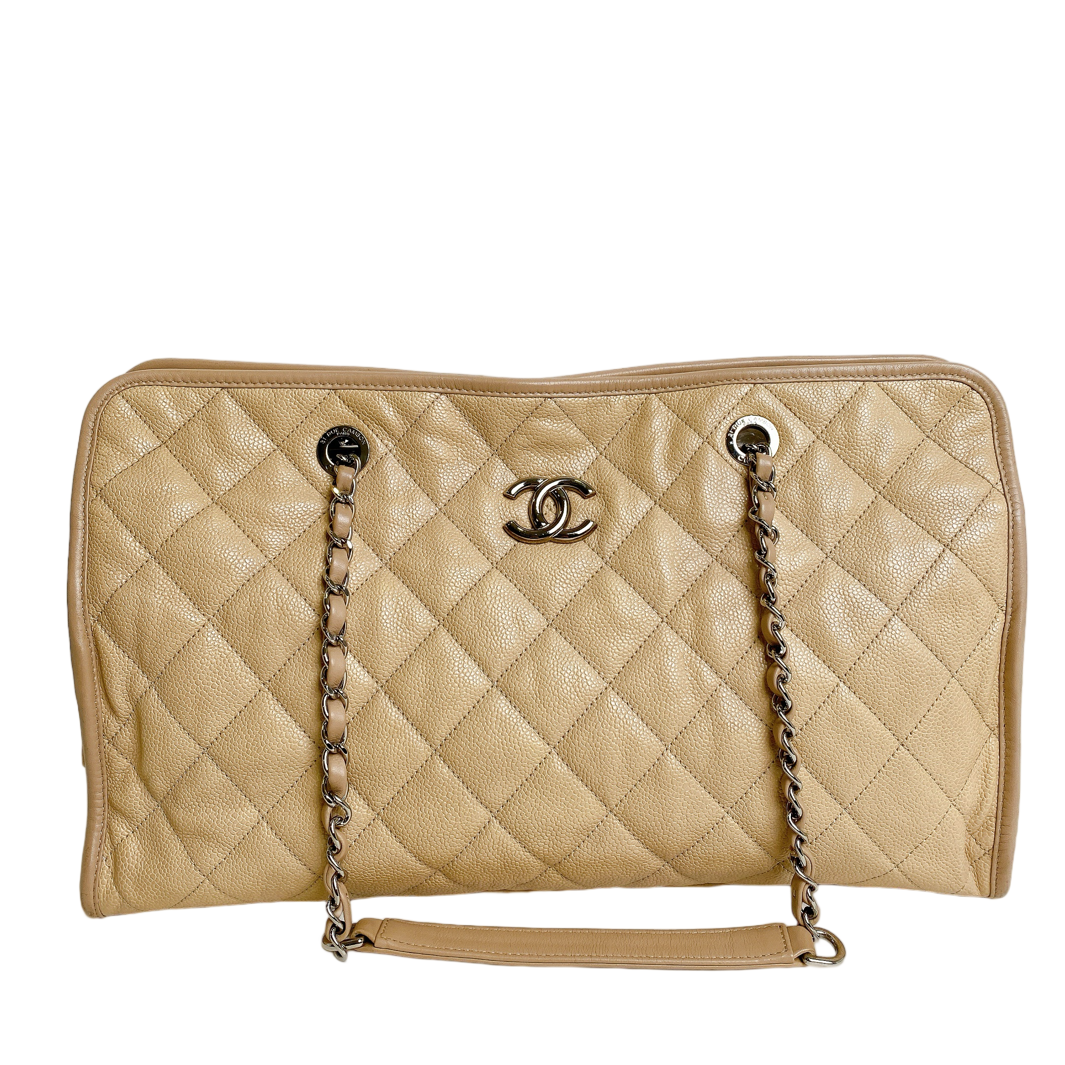 CHANEL TOTE IN BEIGE