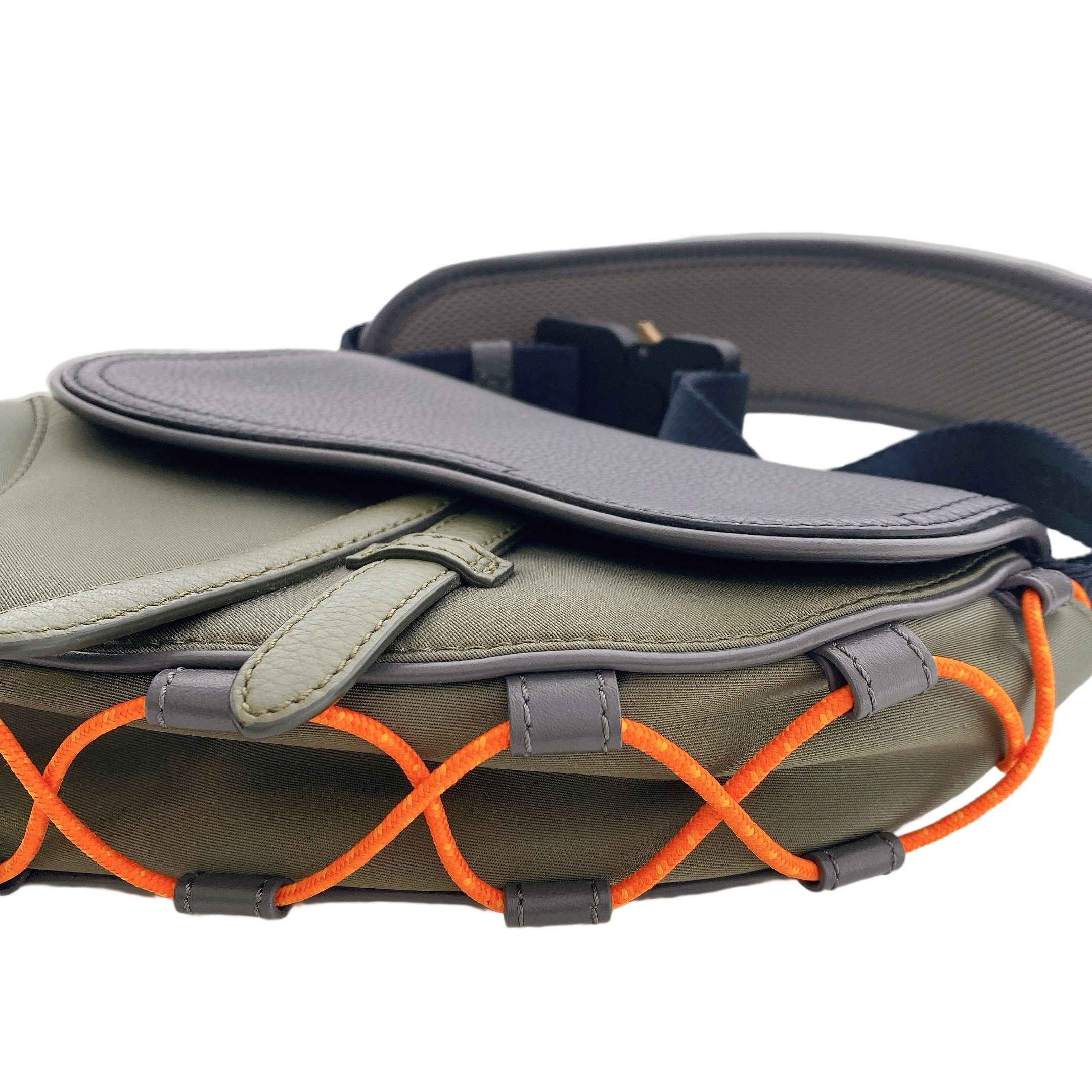 DIOR SADDLE X SACAI
