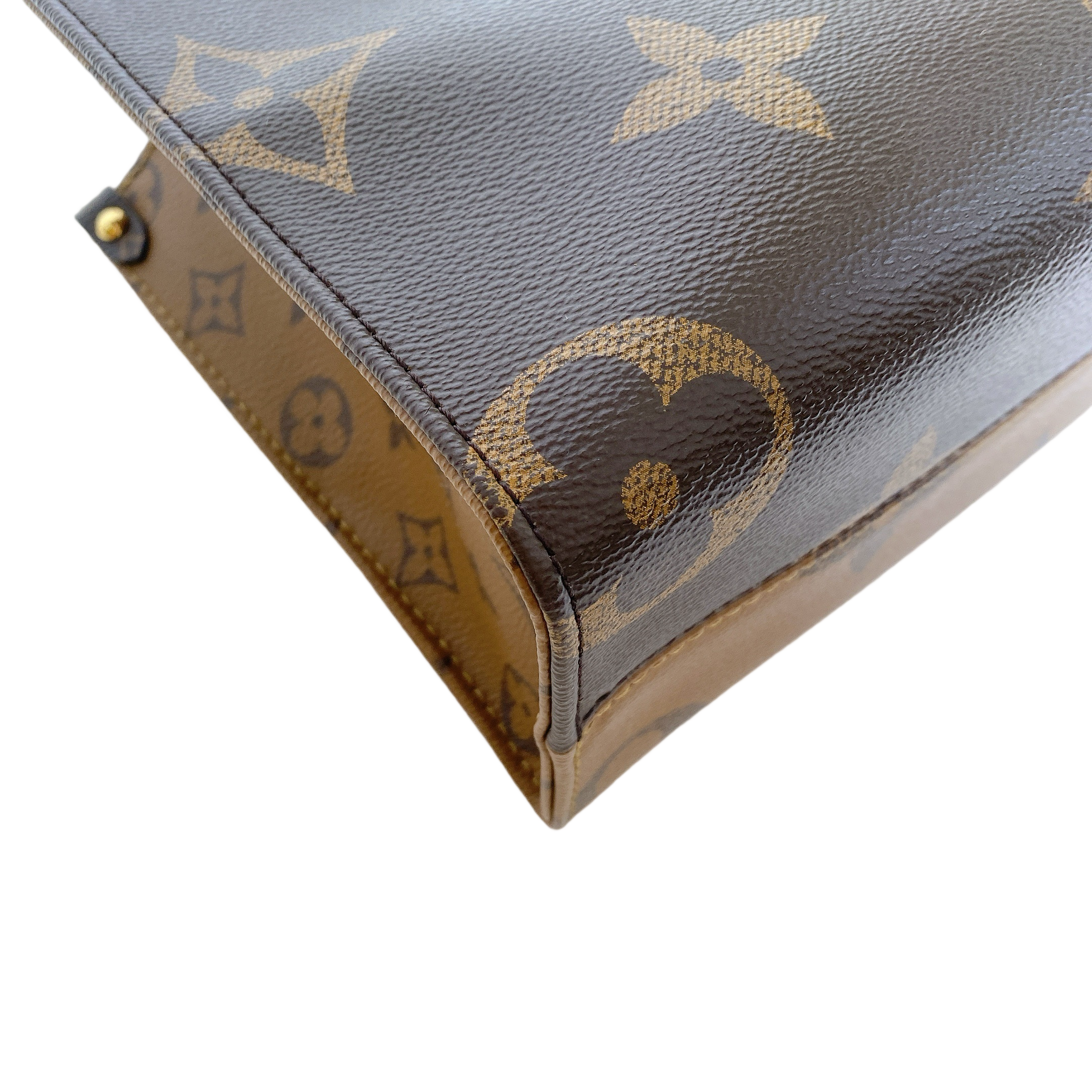 LV ONTHEGO PM