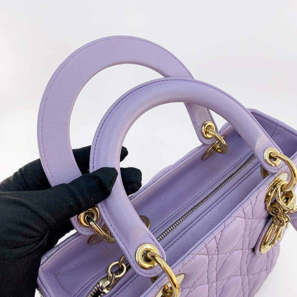 LADY DIOR IN PURPLE