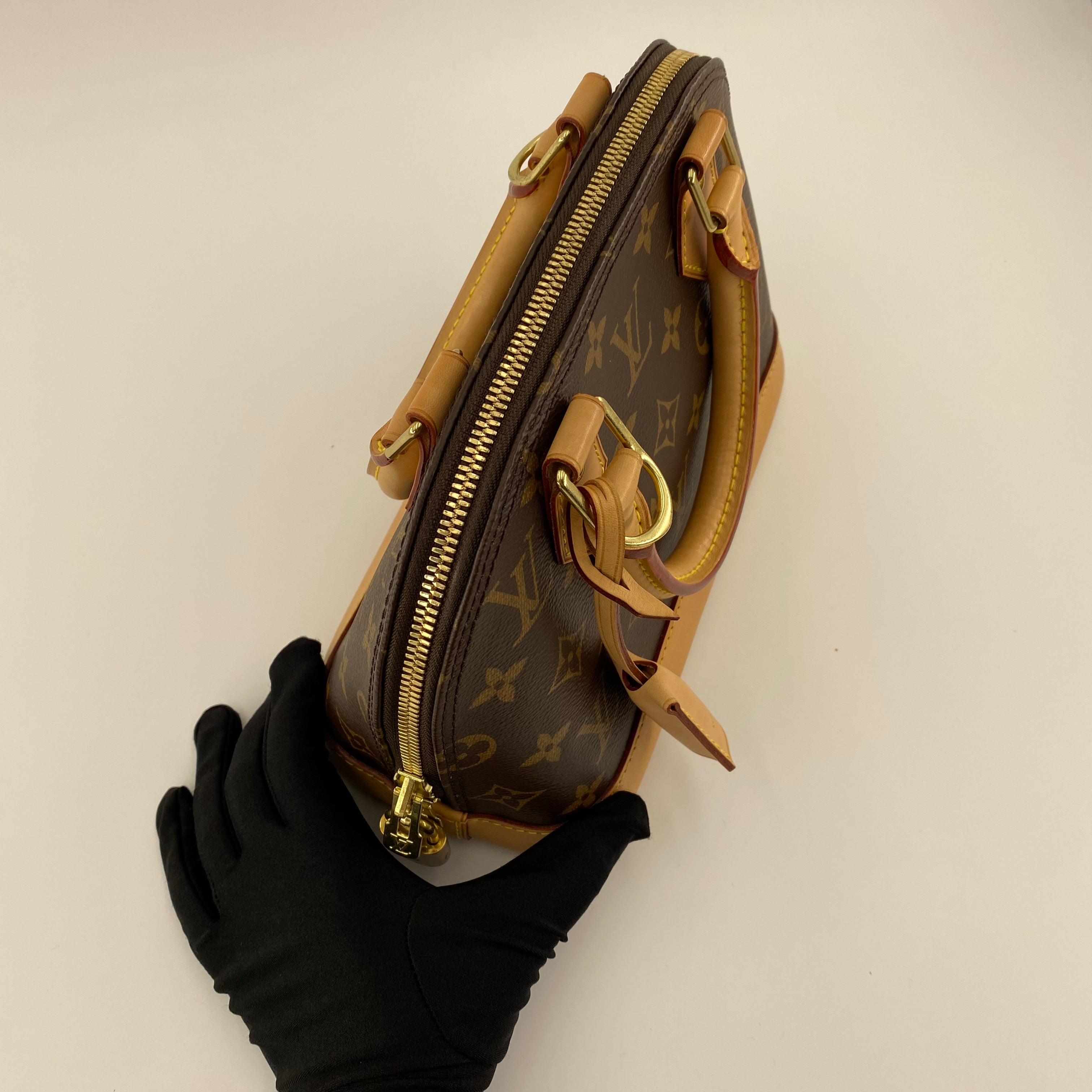 LV ALMA BB MONOGRAM