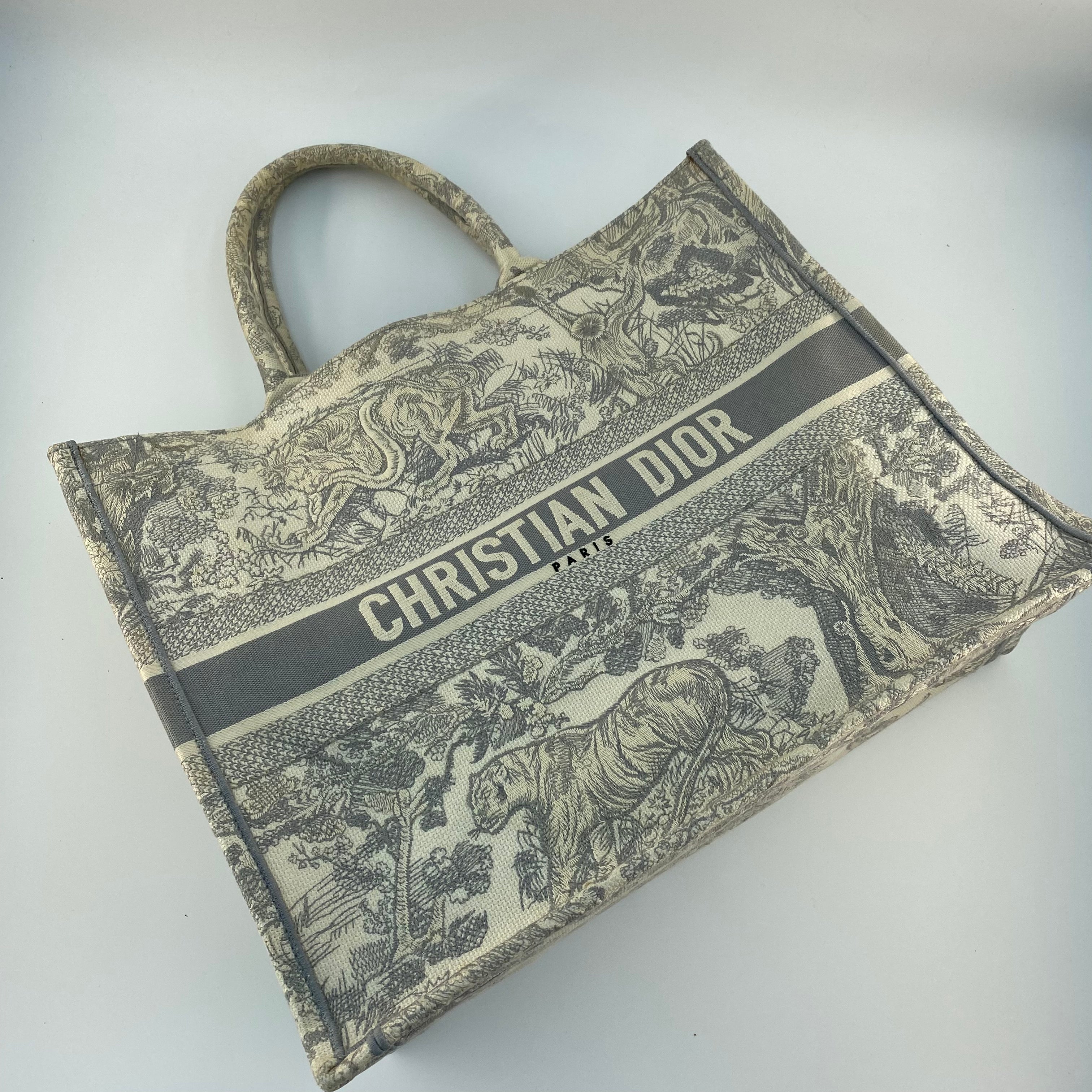 DIOR BOOK TOTE  LARGE IN GRAY