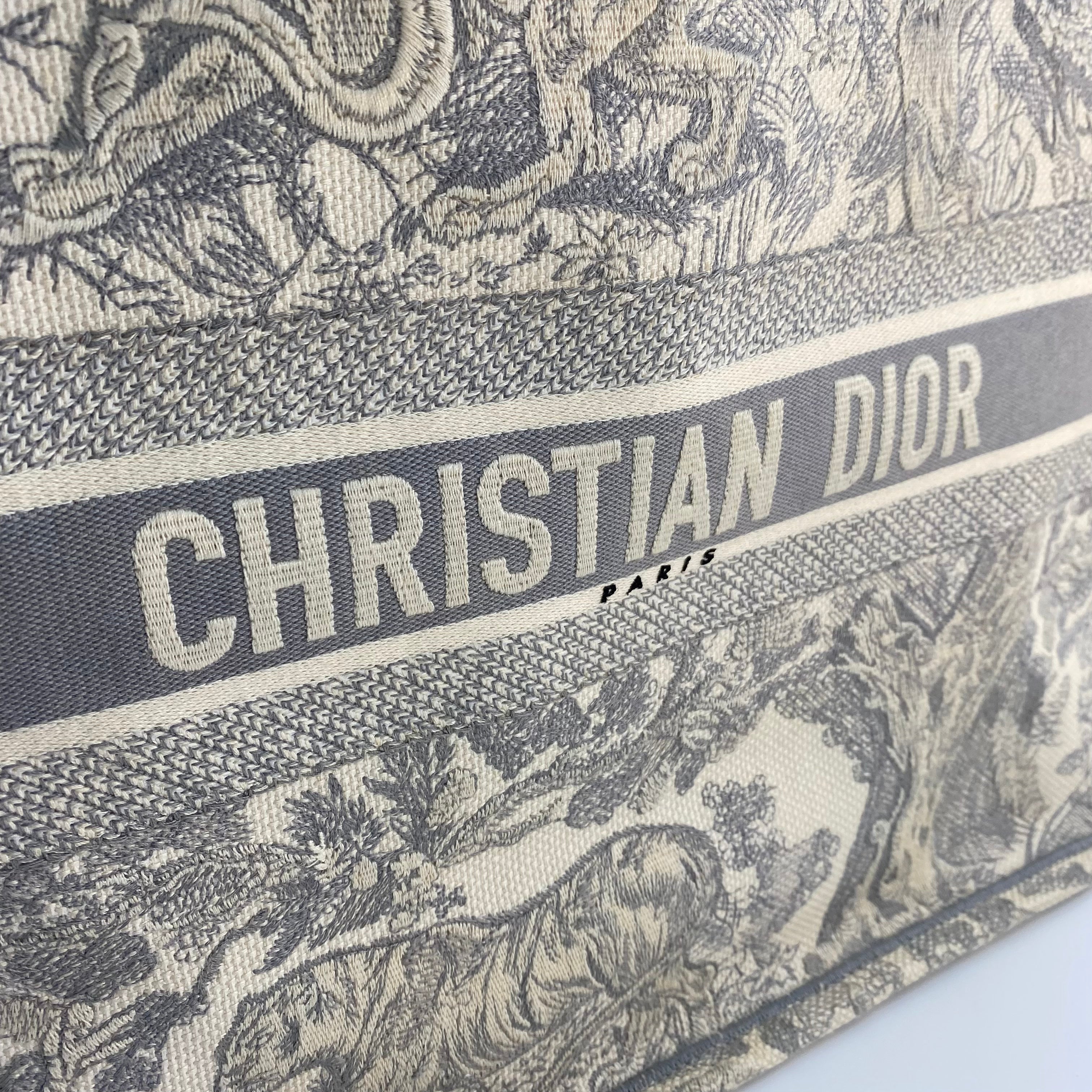 DIOR BOOK TOTE  LARGE IN GRAY