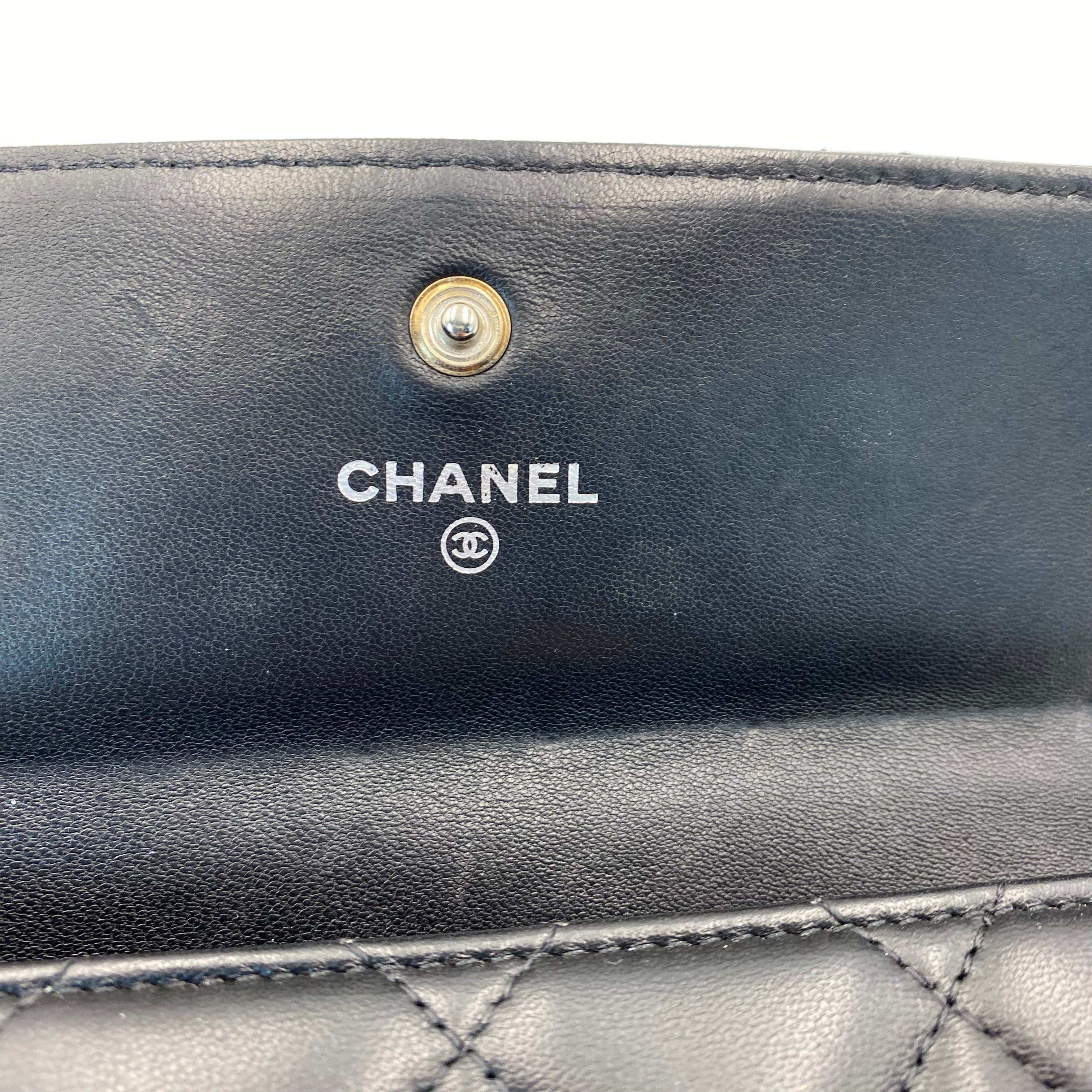 CHANEL WALLET IN BLACK