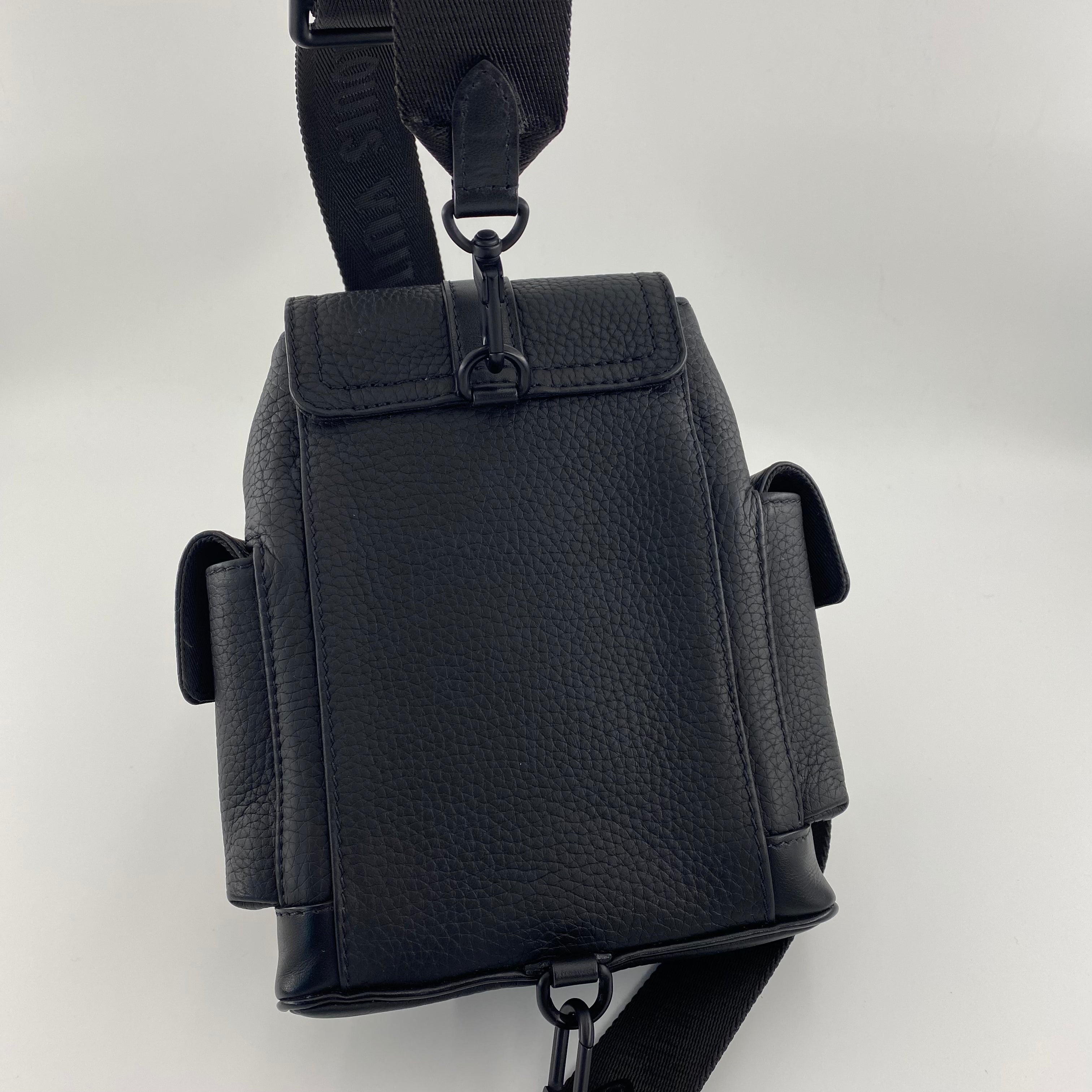 LV  NANO CHRISTOPHER IN BLACK