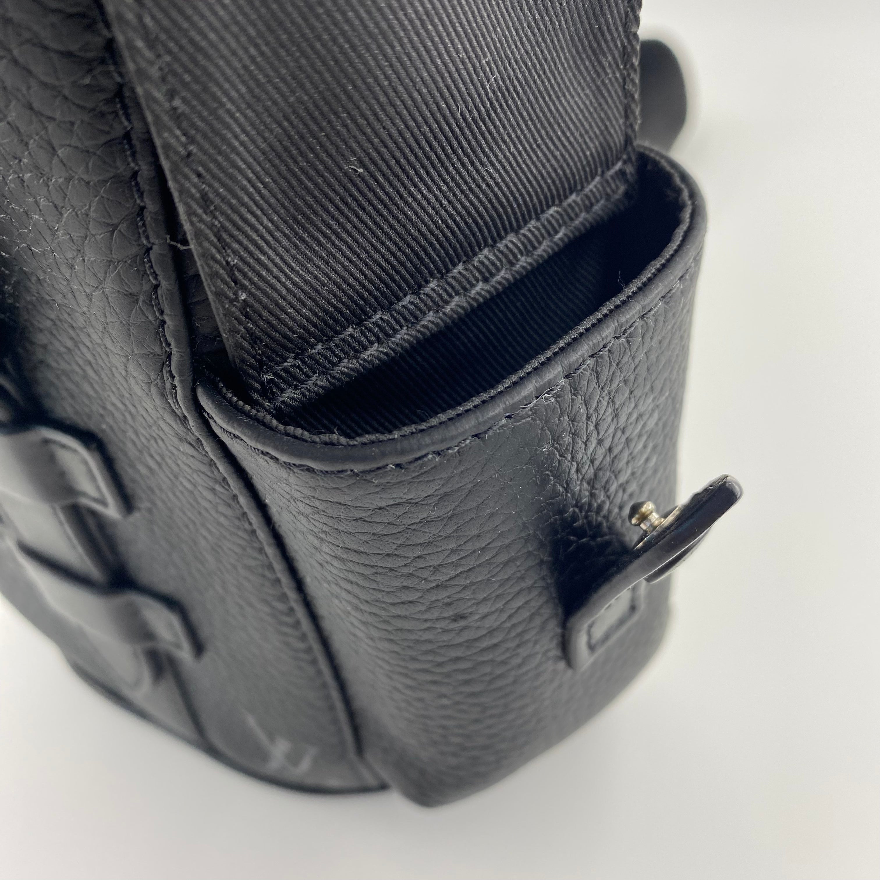 LV  NANO CHRISTOPHER IN BLACK