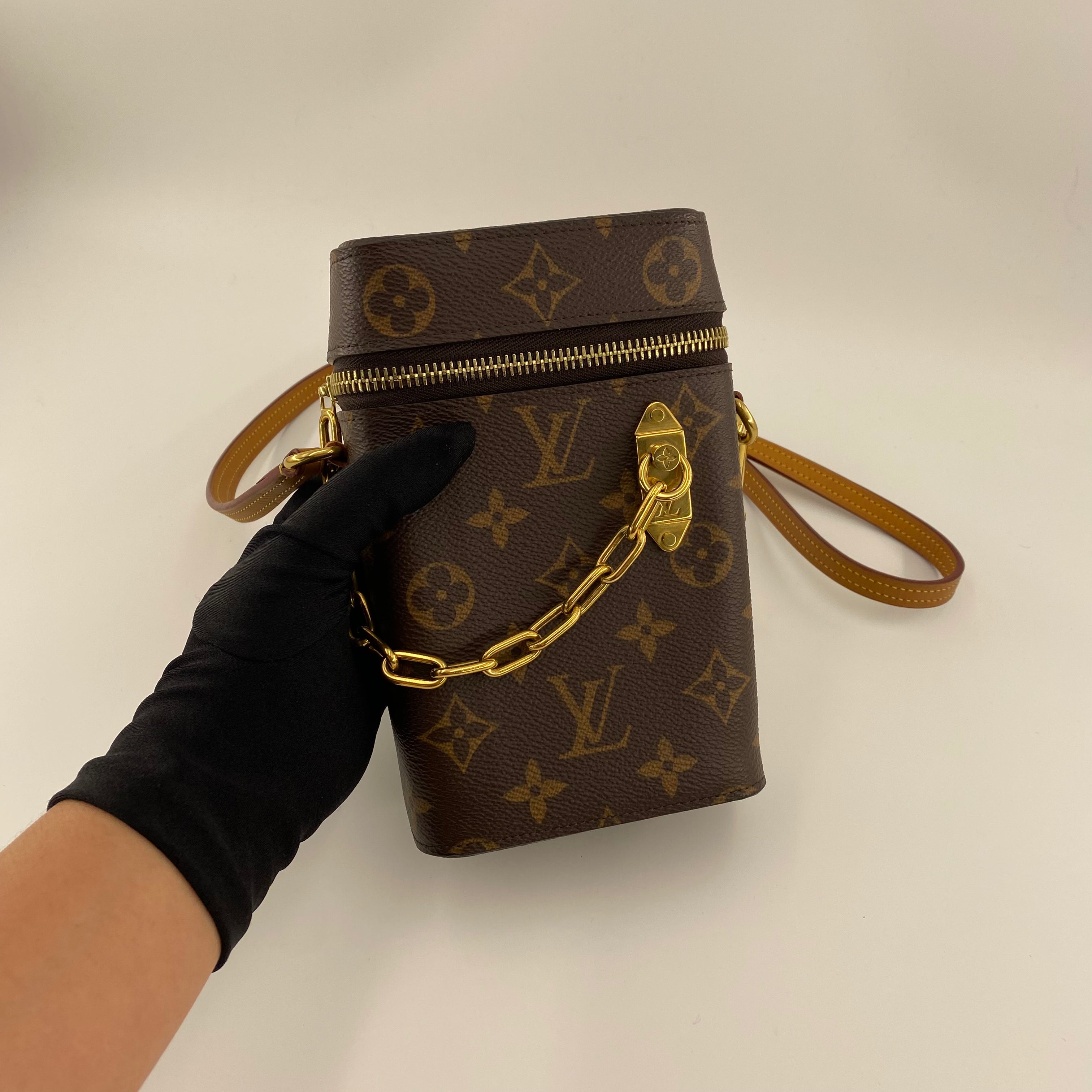 LV PHONE BOX MONOGRAM