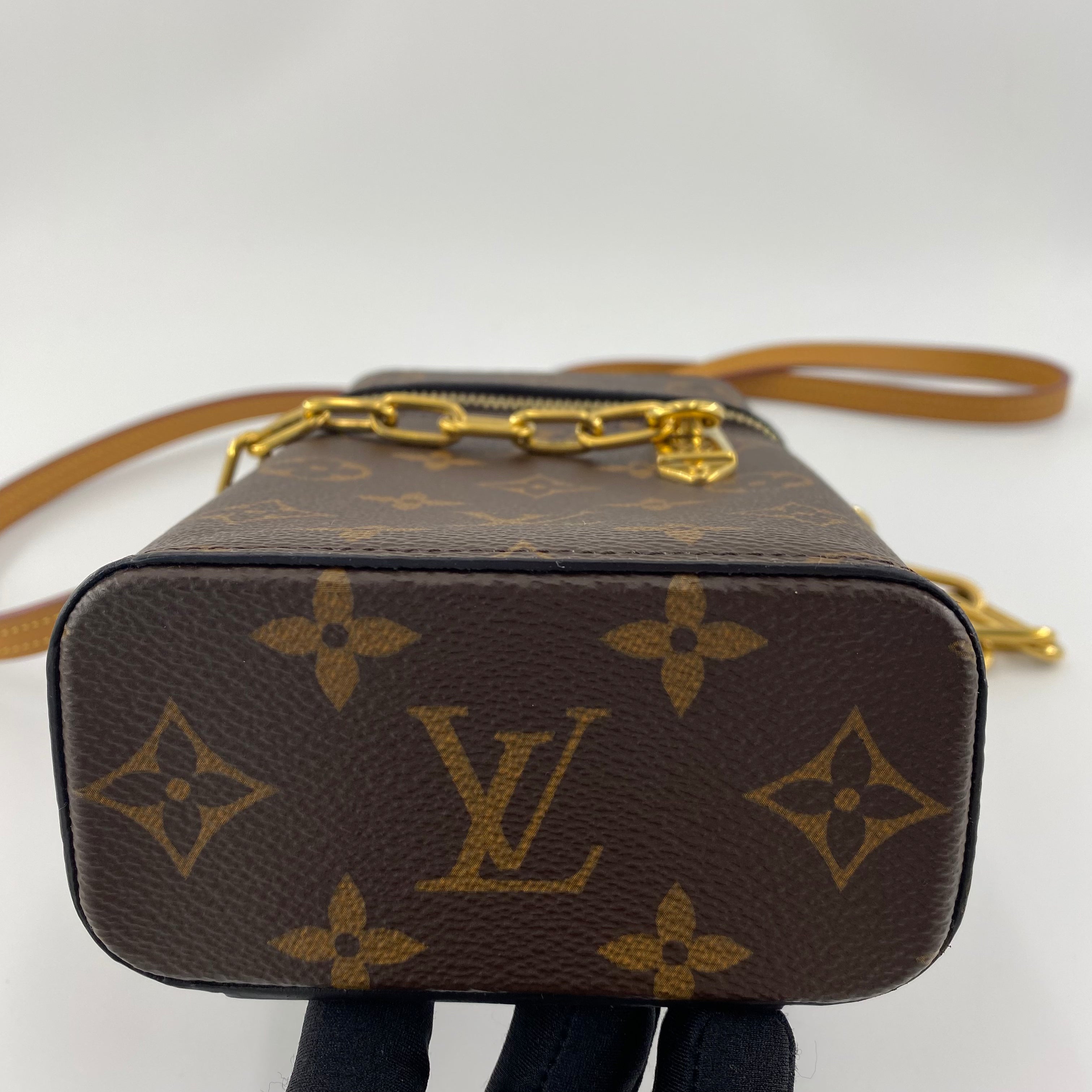 LV PHONE BOX MONOGRAM