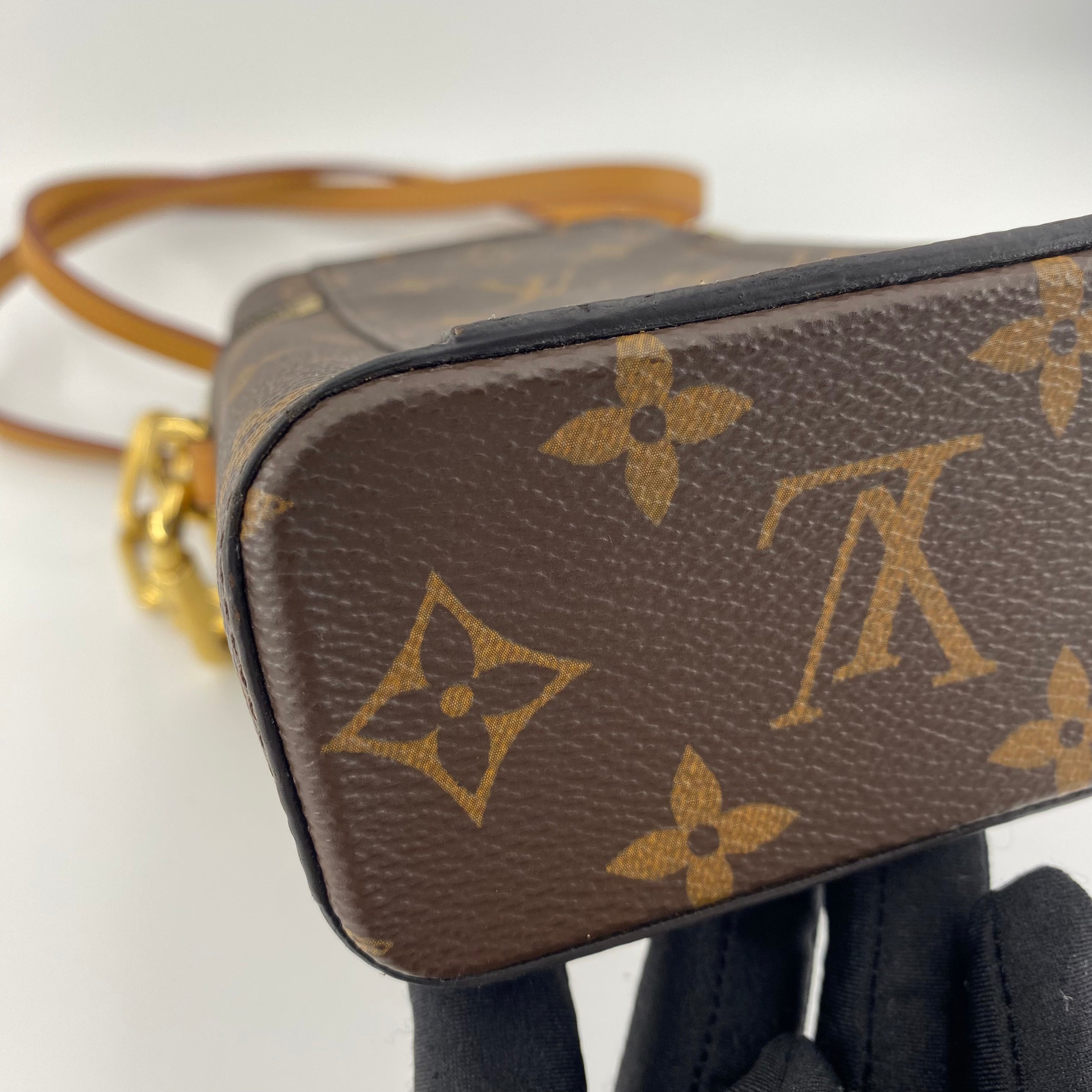 LV PHONE BOX MONOGRAM