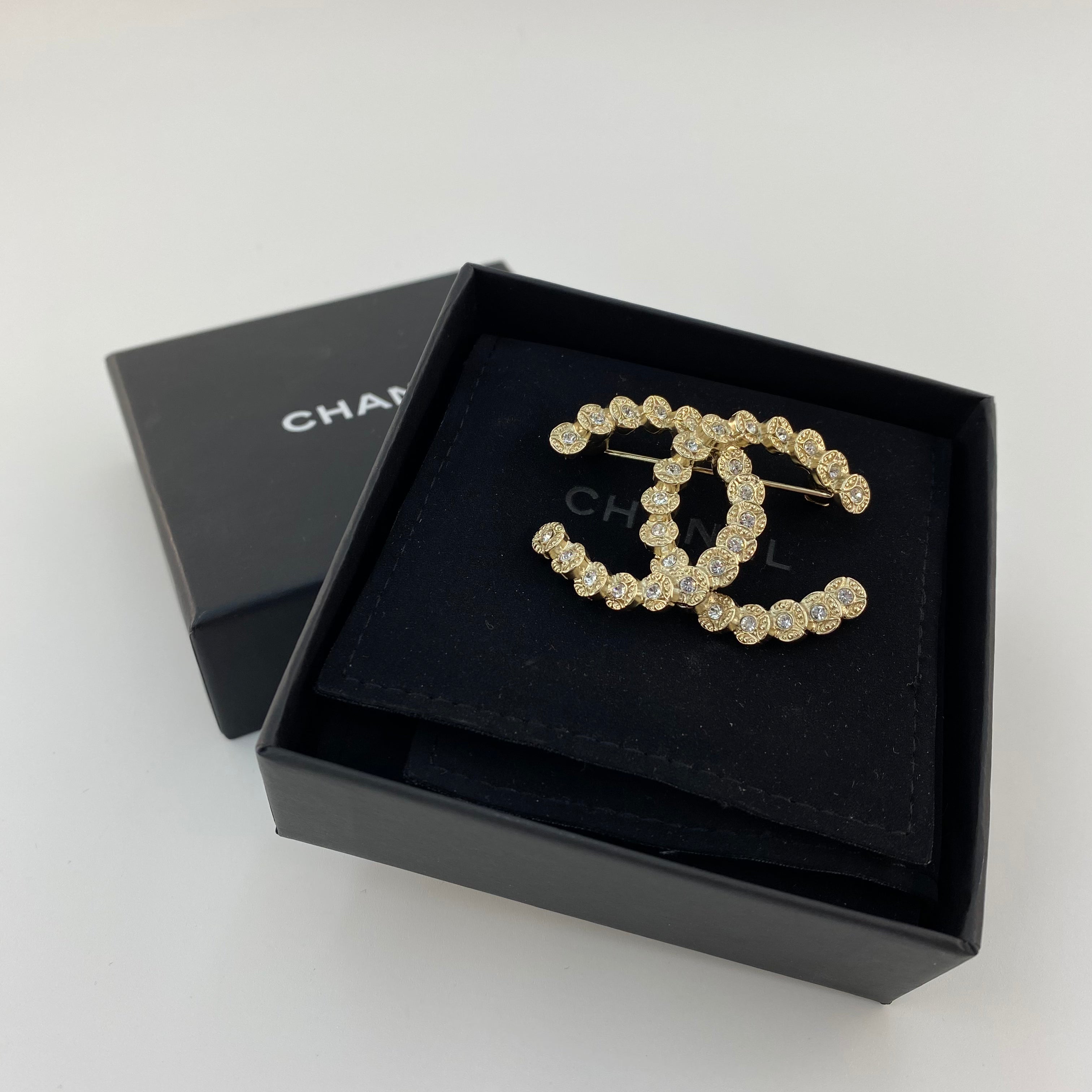 CHANEL BROOCH