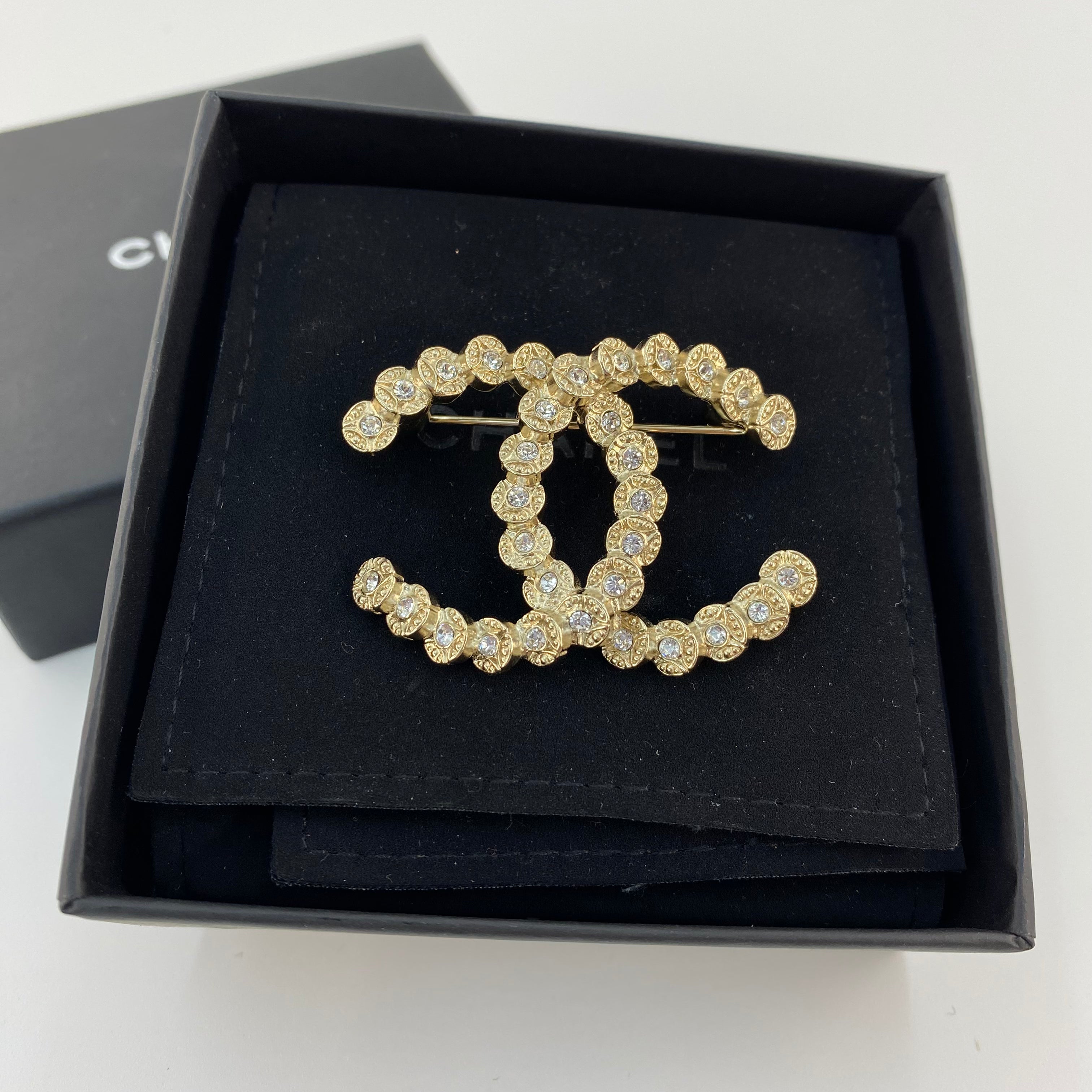 CHANEL BROOCH