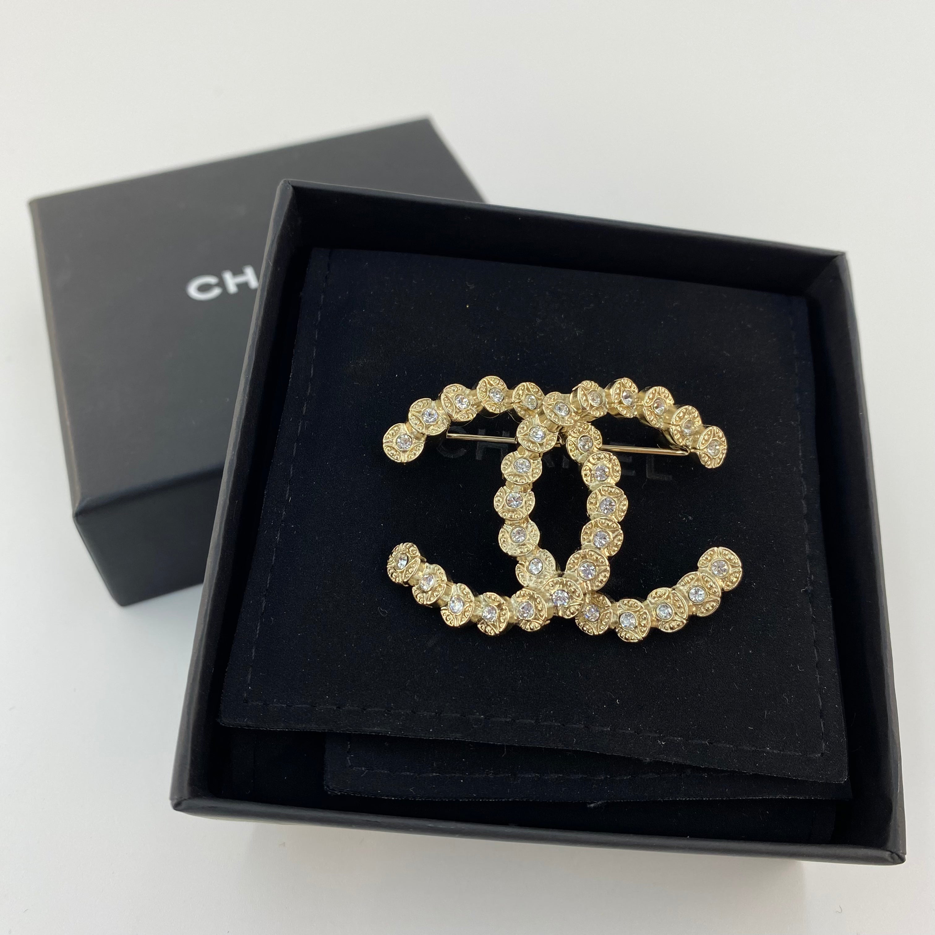 CHANEL BROOCH