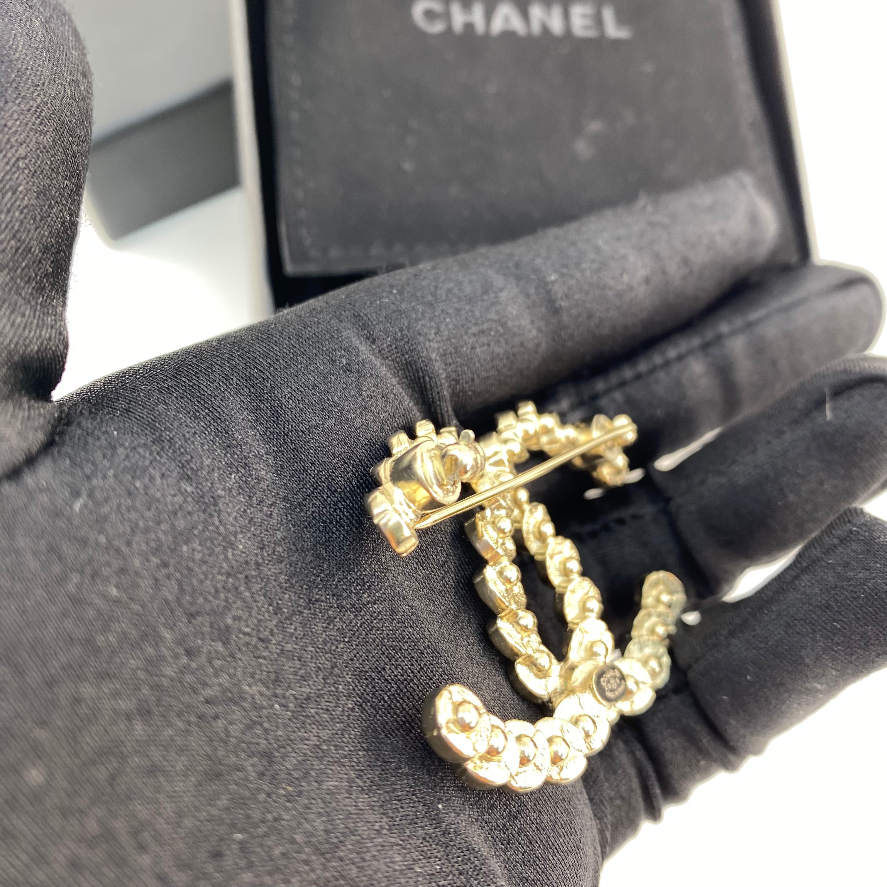 CHANEL BROOCH