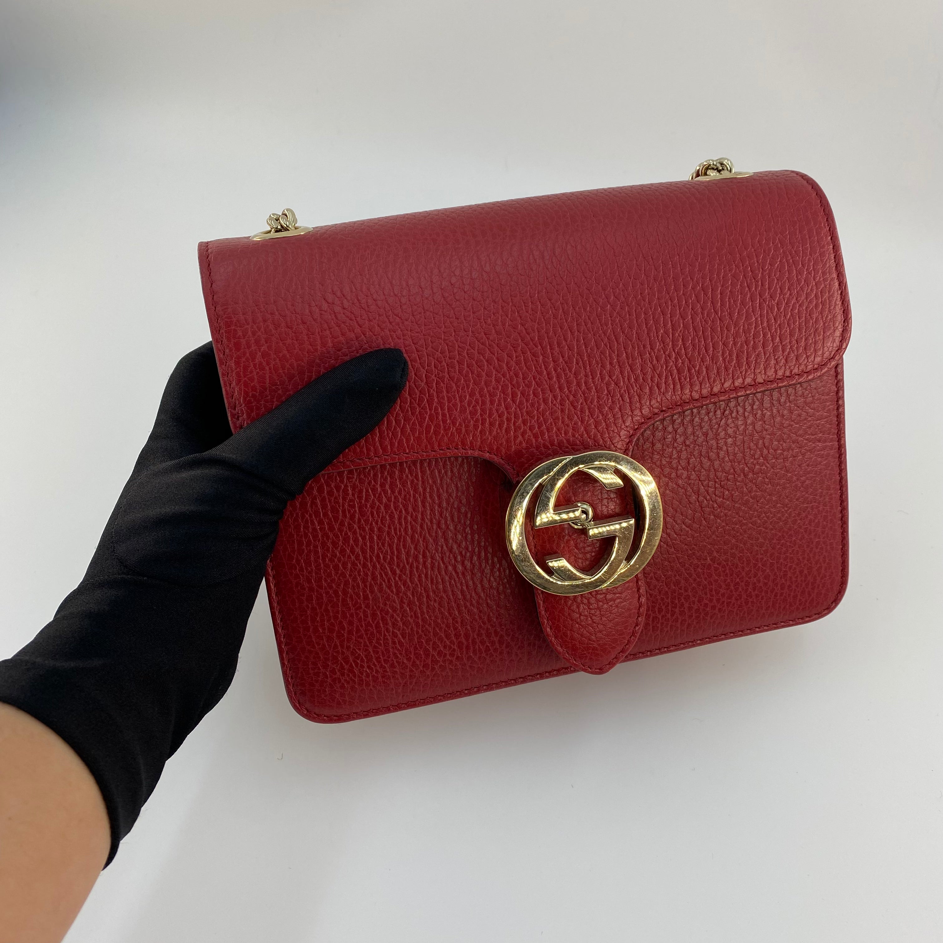 Gucci interlocking bag red sale