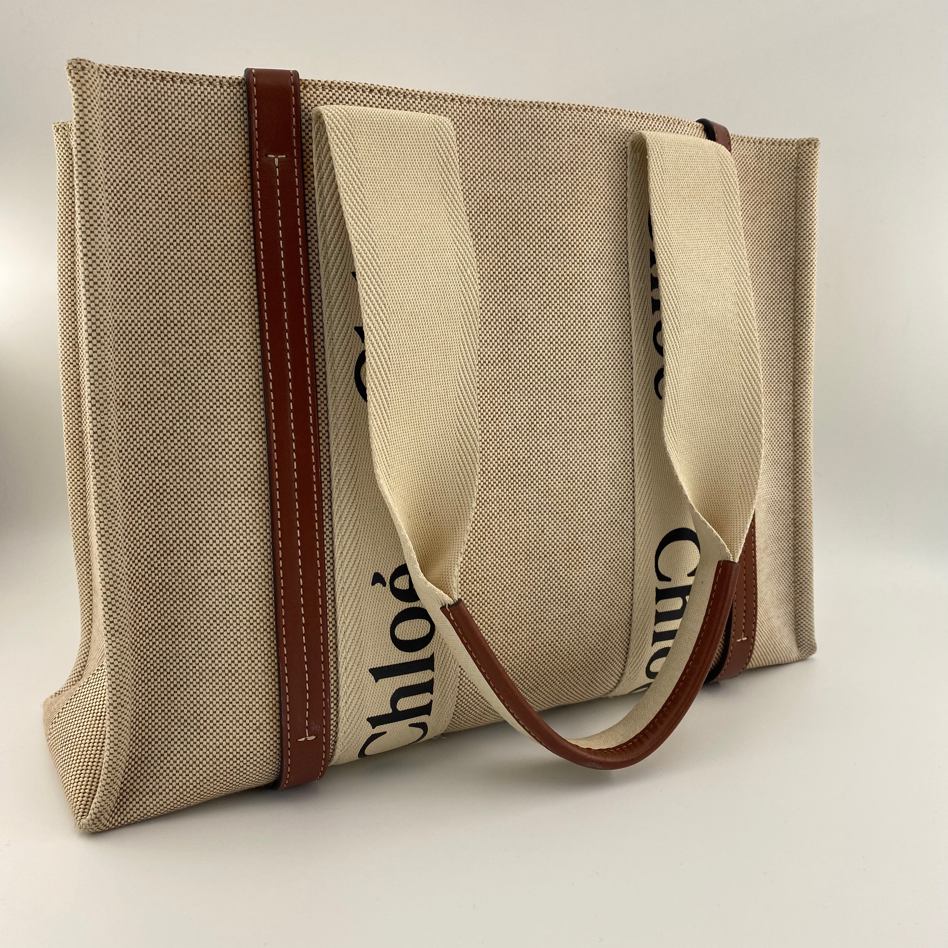 CHLOE WOODY TOTE BAG IN CANVAS