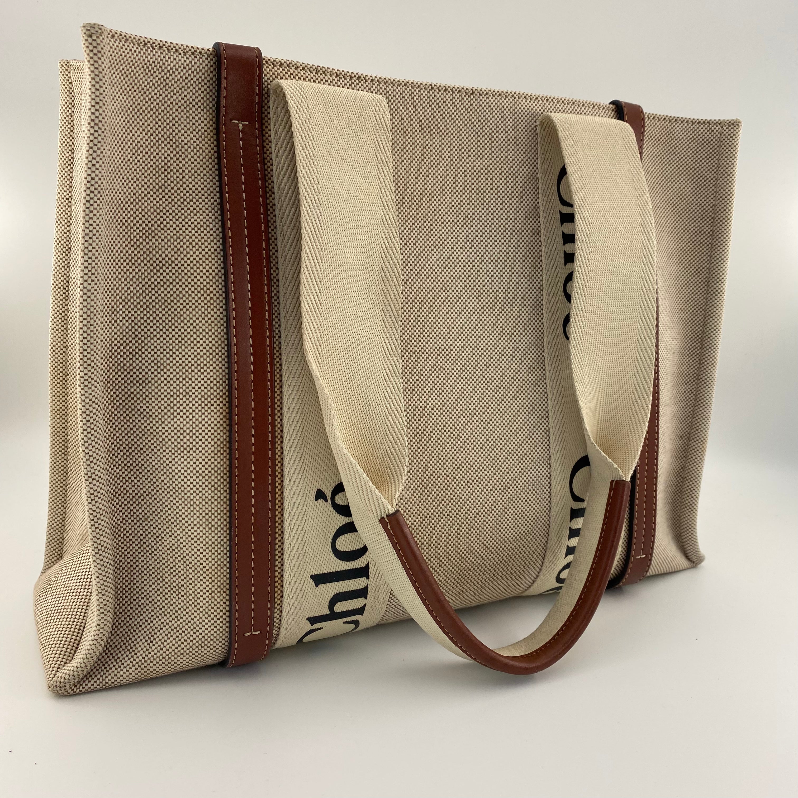 CHLOE WOODY TOTE BAG IN CANVAS