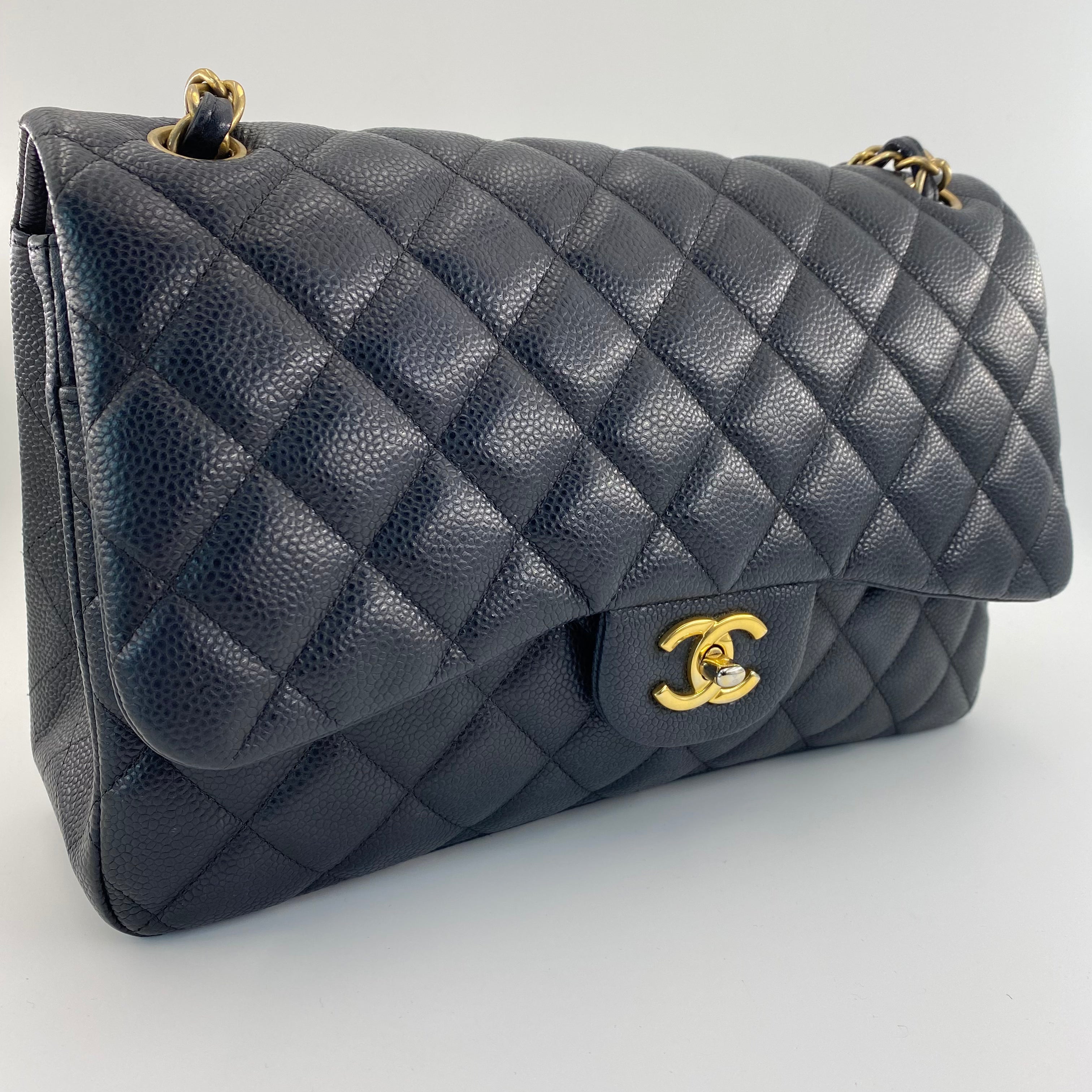 Chanel Caviar Jumbo Double Flap In Black GHW