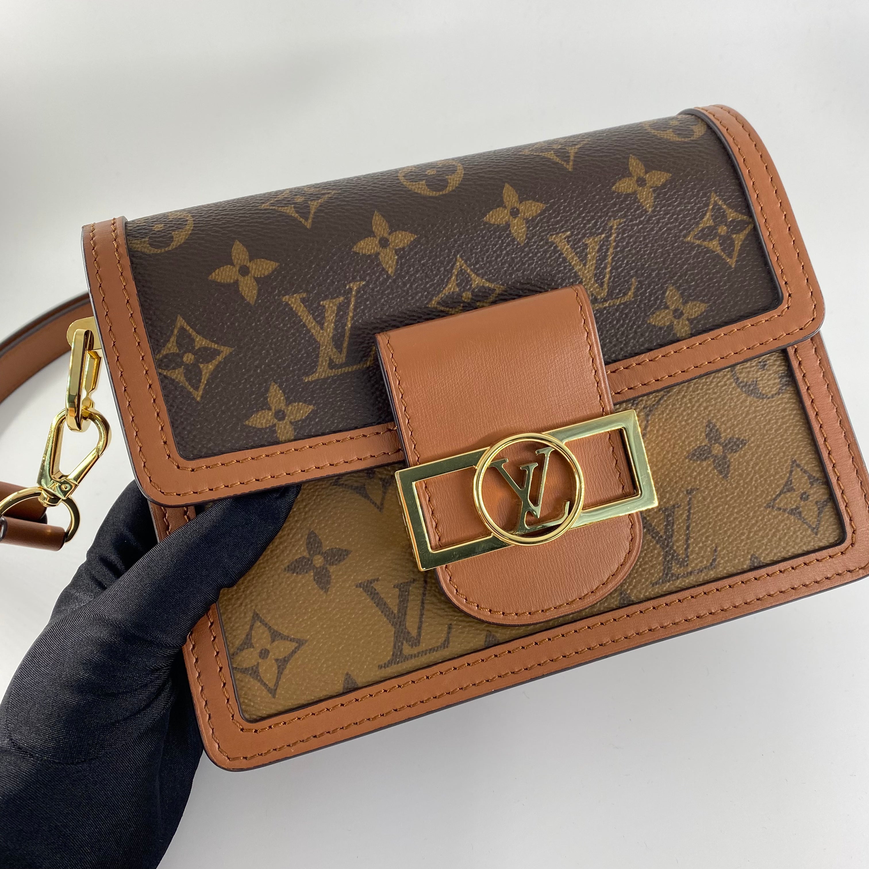 LV DAUPHINE MINI