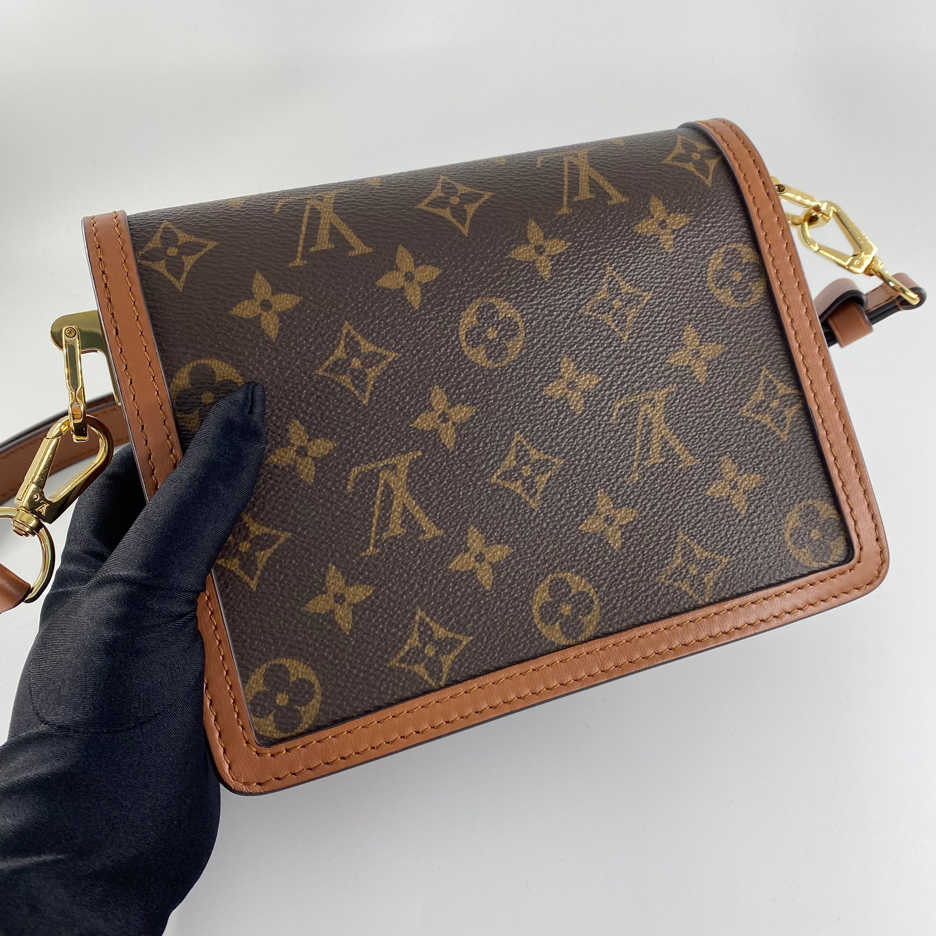 LV DAUPHINE MINI