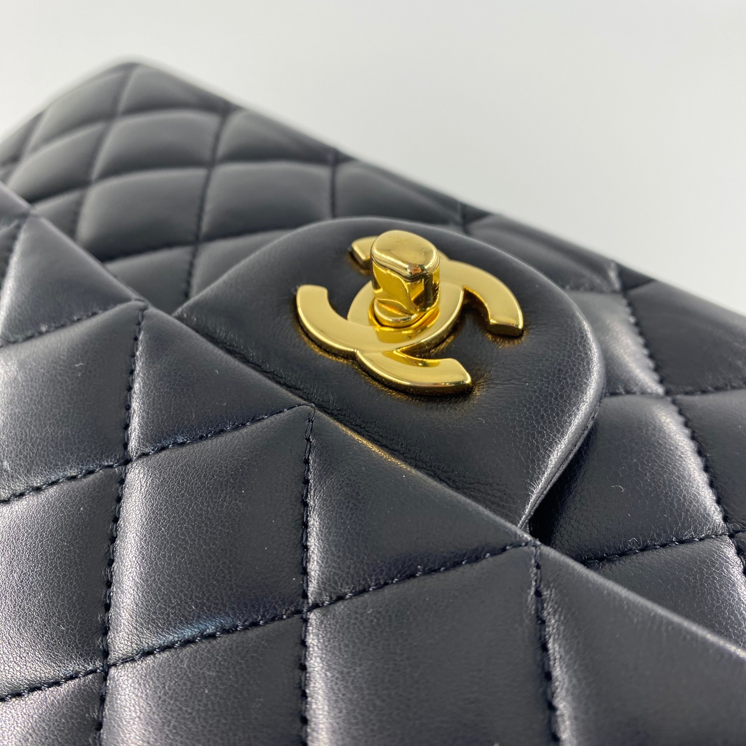 Chanel CF Medium in Black