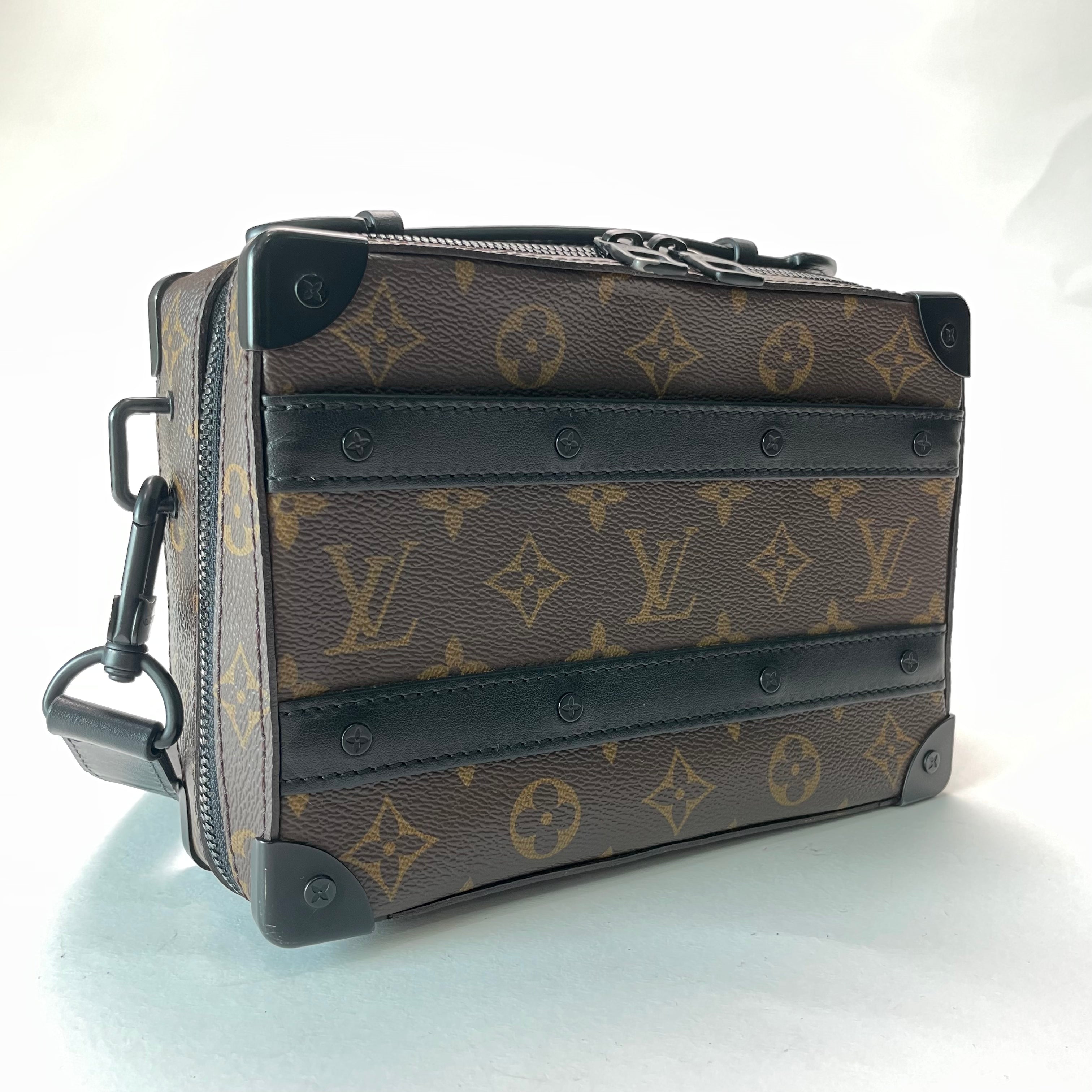 LV HANDLE SOFT TRUNK