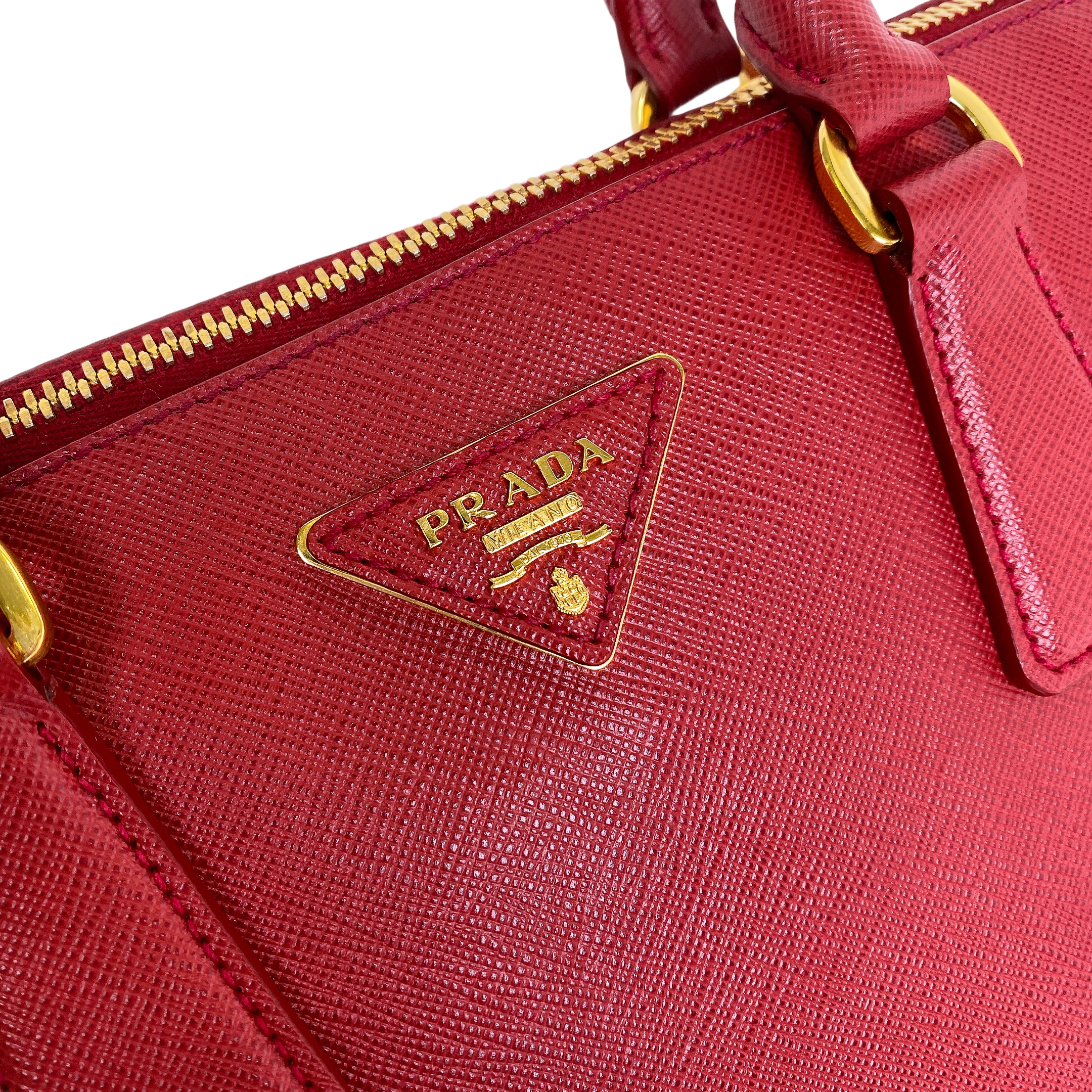 PRADA SAFFIANO IN RED