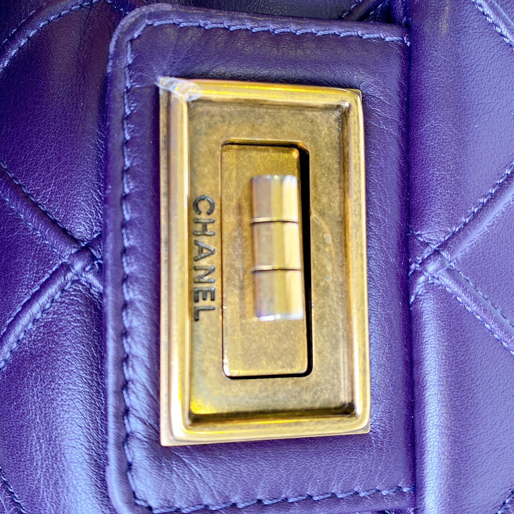 Chanel 2.55 Reissue Medium