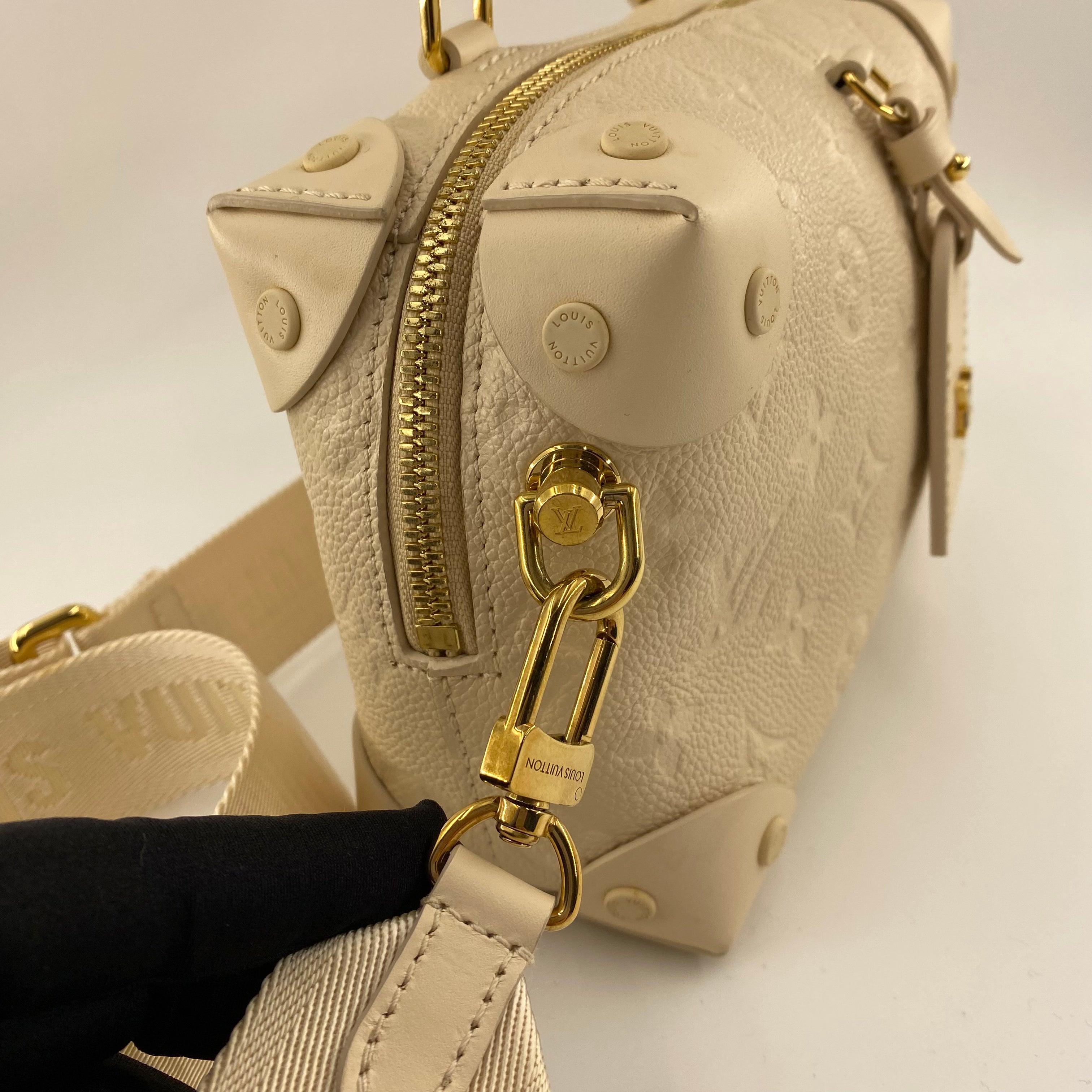 LV PETITE MALLE SOUPLE IN WHITE