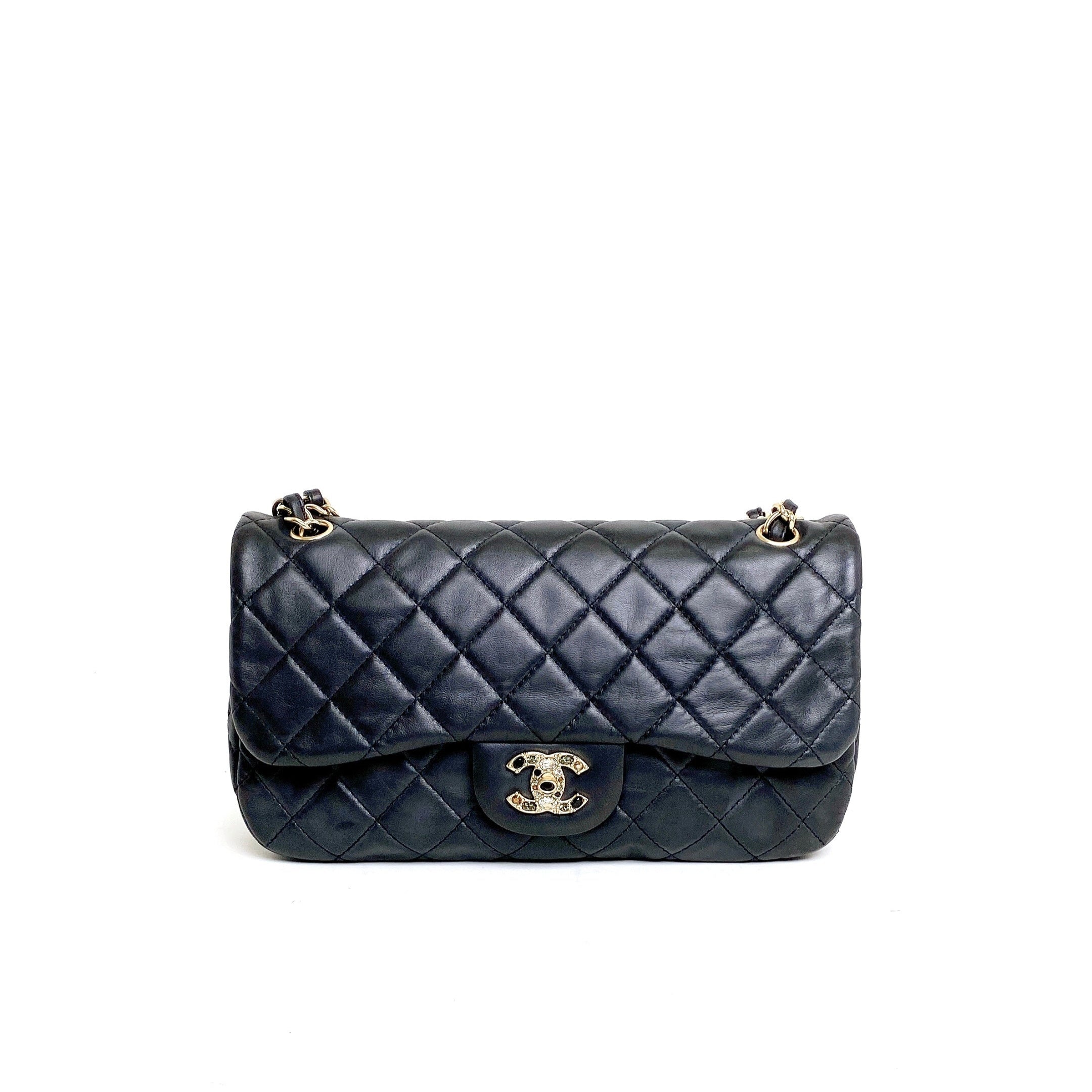 CHANEL CLASSIC FLAP BAG BLACK