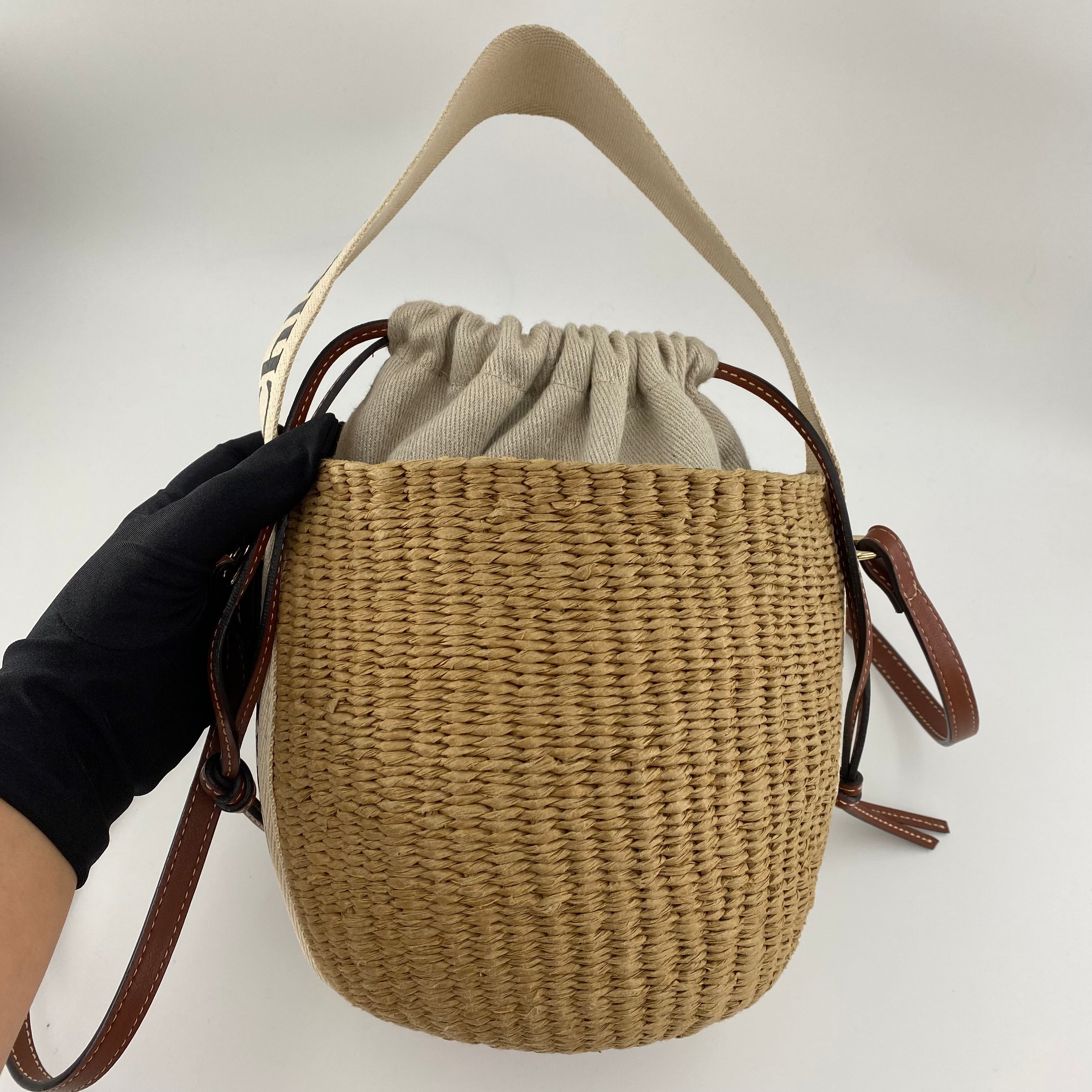 Small Woody Basket in Natural Fibers