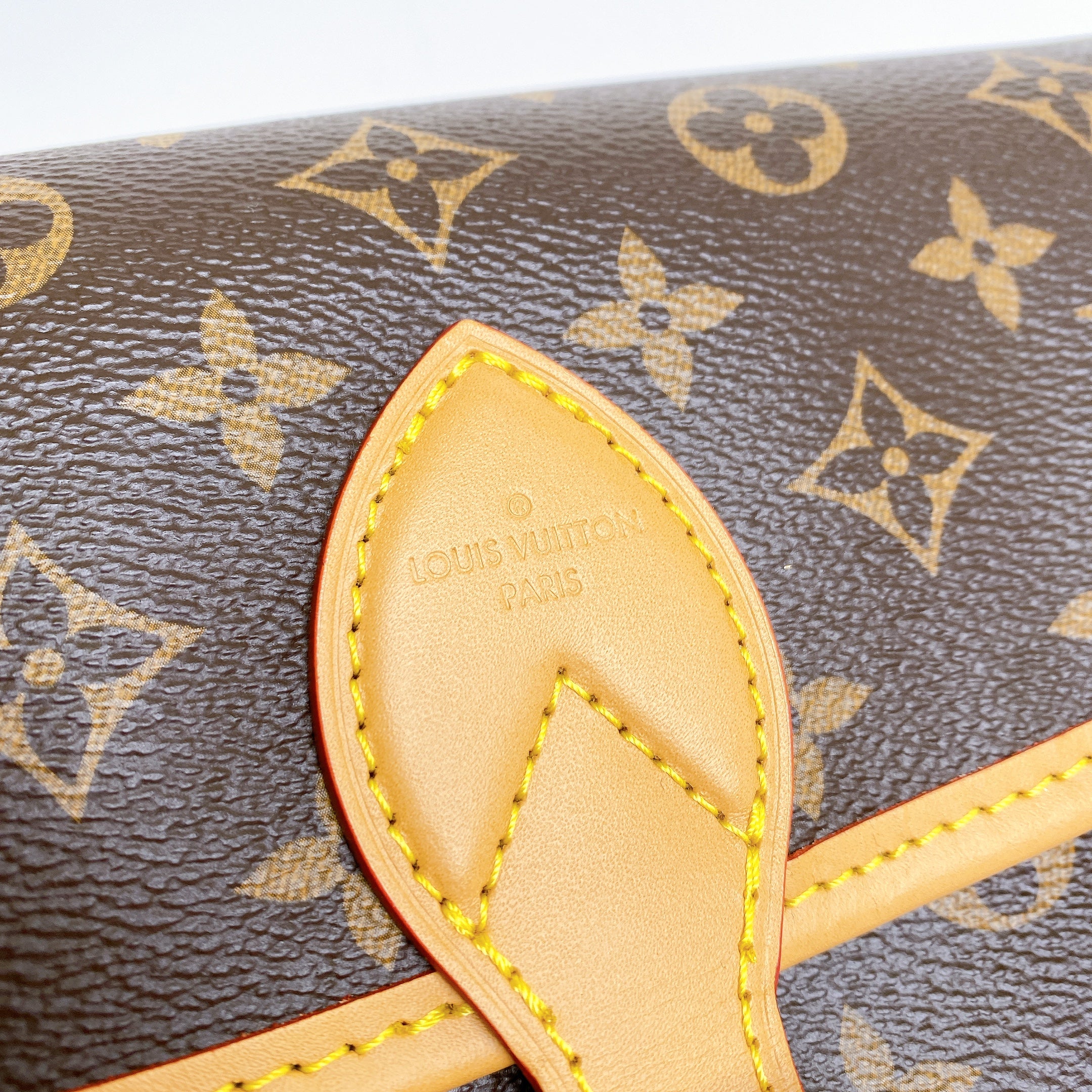 LV MONOGRAM DIANE