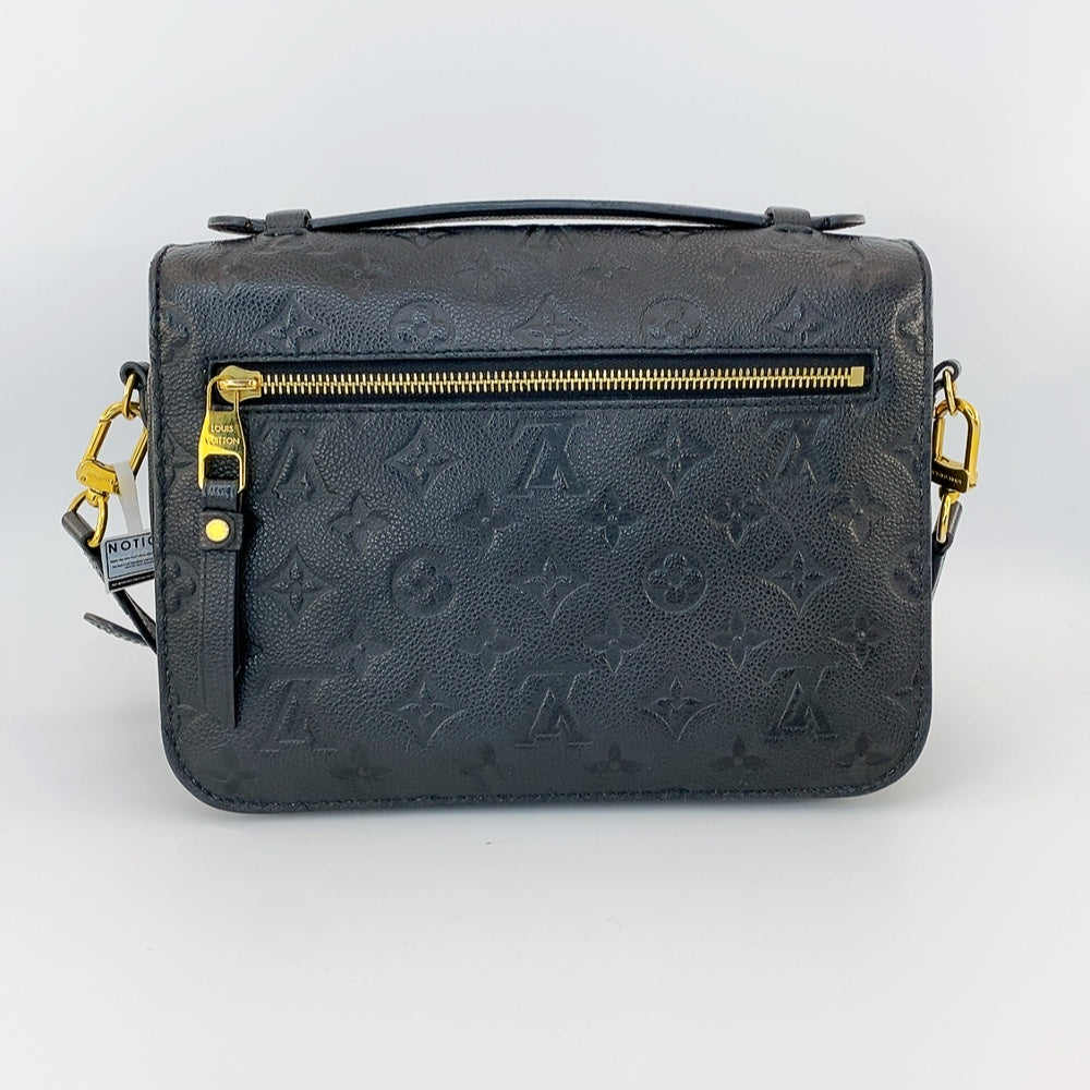 LV POCHETTE METIS IN BLACK