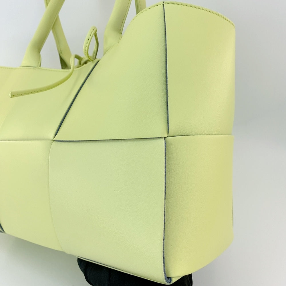 Bottega Veneta Arco in Green