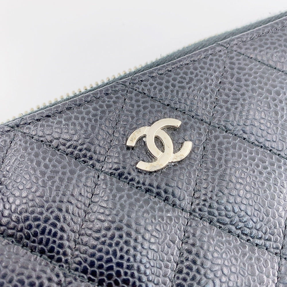 Chanel Classic Long Zipped Wallet