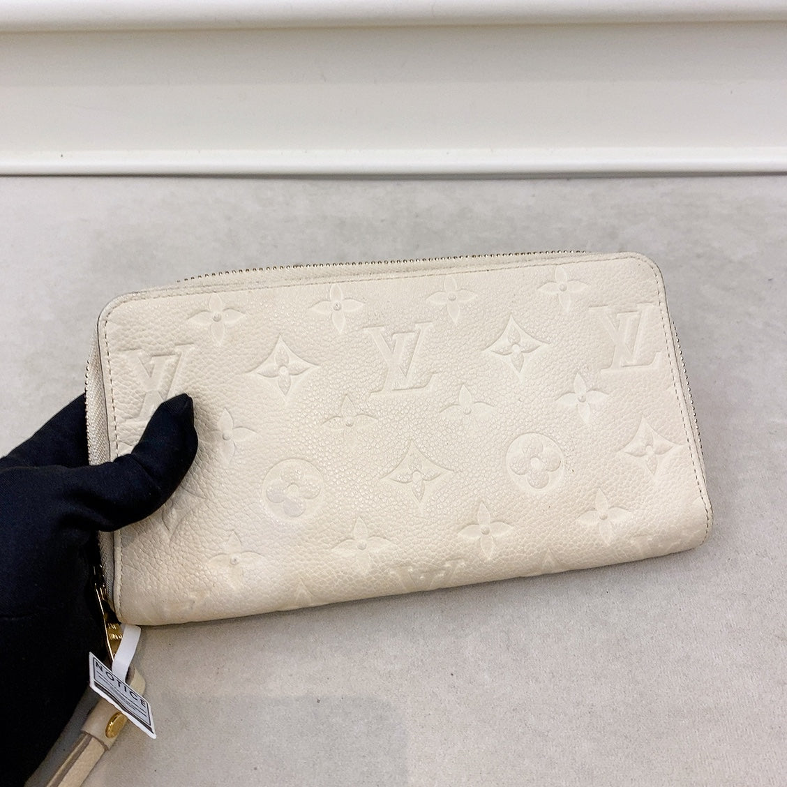 Lv Long Wallet