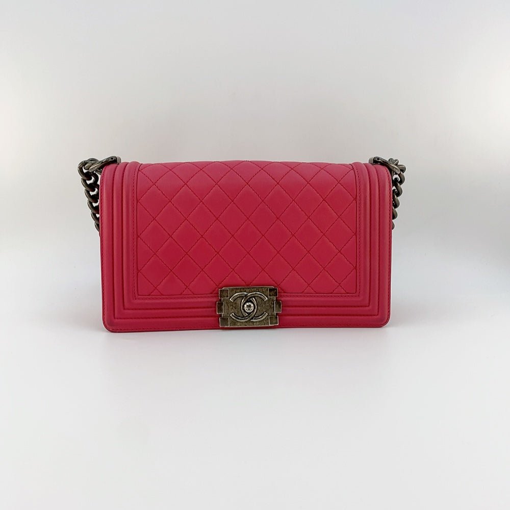 Chanel Boy Lambskin Old Medium in Pink